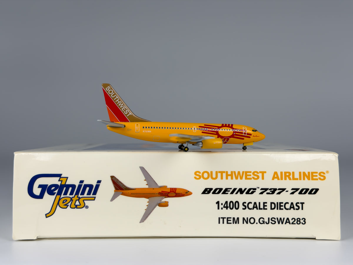 Southwest Airlines Boeing 737-700 1:400 Gemini Jets N781WN (GJSWA283)