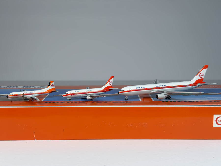 Southwest Air Lines NAMC YS-11 + Boeing 737-200 + 767-300 1:400 Gemini Jets JA8794 / JA8443 / JA8267 (GJSWL603)