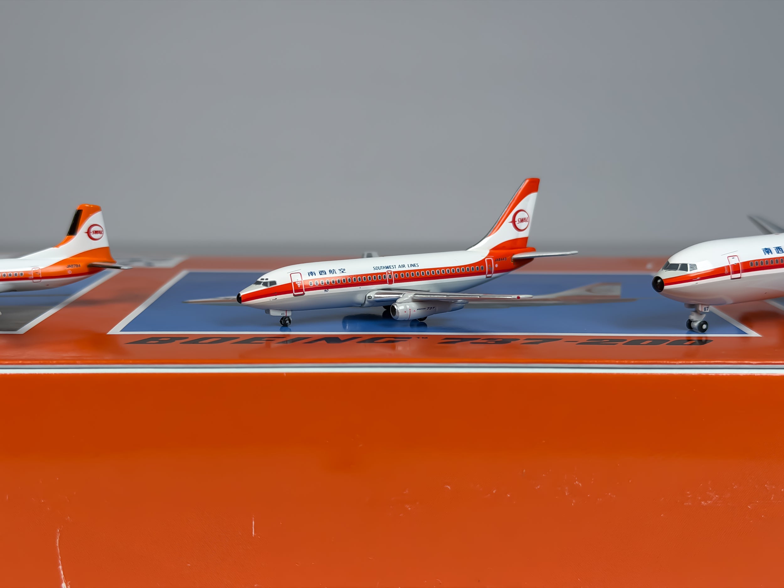 Southwest Air Lines NAMC YS-11 + Boeing 737-200 + 767-300 1:400 Gemini Jets JA8794 / JA8443 / JA8267 (GJSWL603)