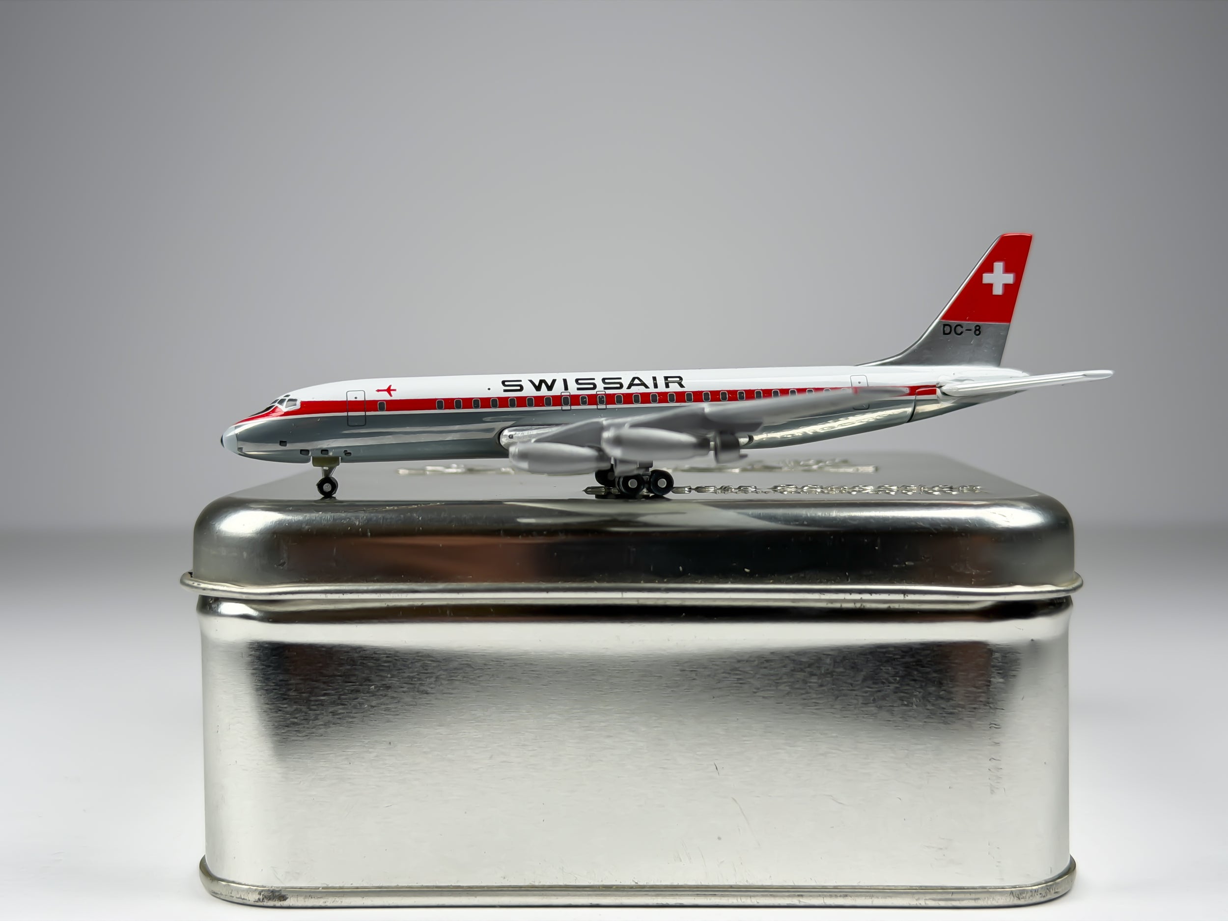 Swissair Douglas DC-8-30 1:400 Gemini Jets HB-IDB (GJSWR268B)
