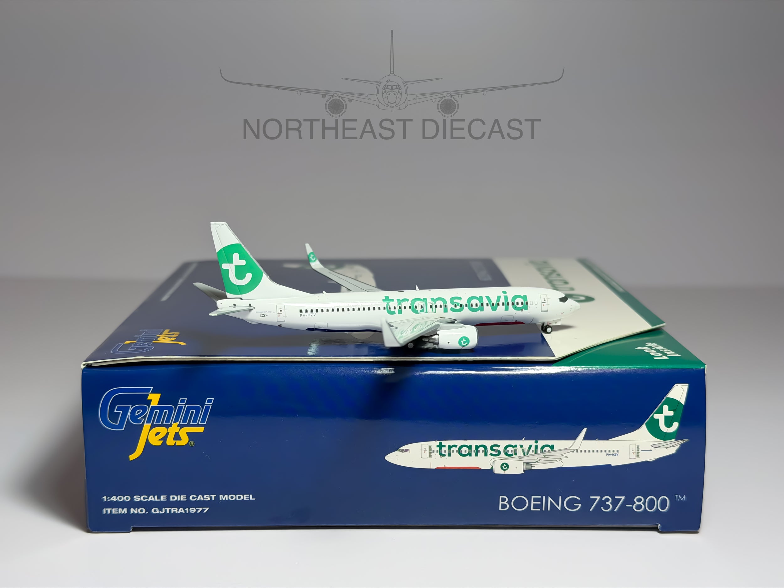 Transavia Boeing 737-800 1:400 Gemini Jets PH-HZV (GJTRA1977)