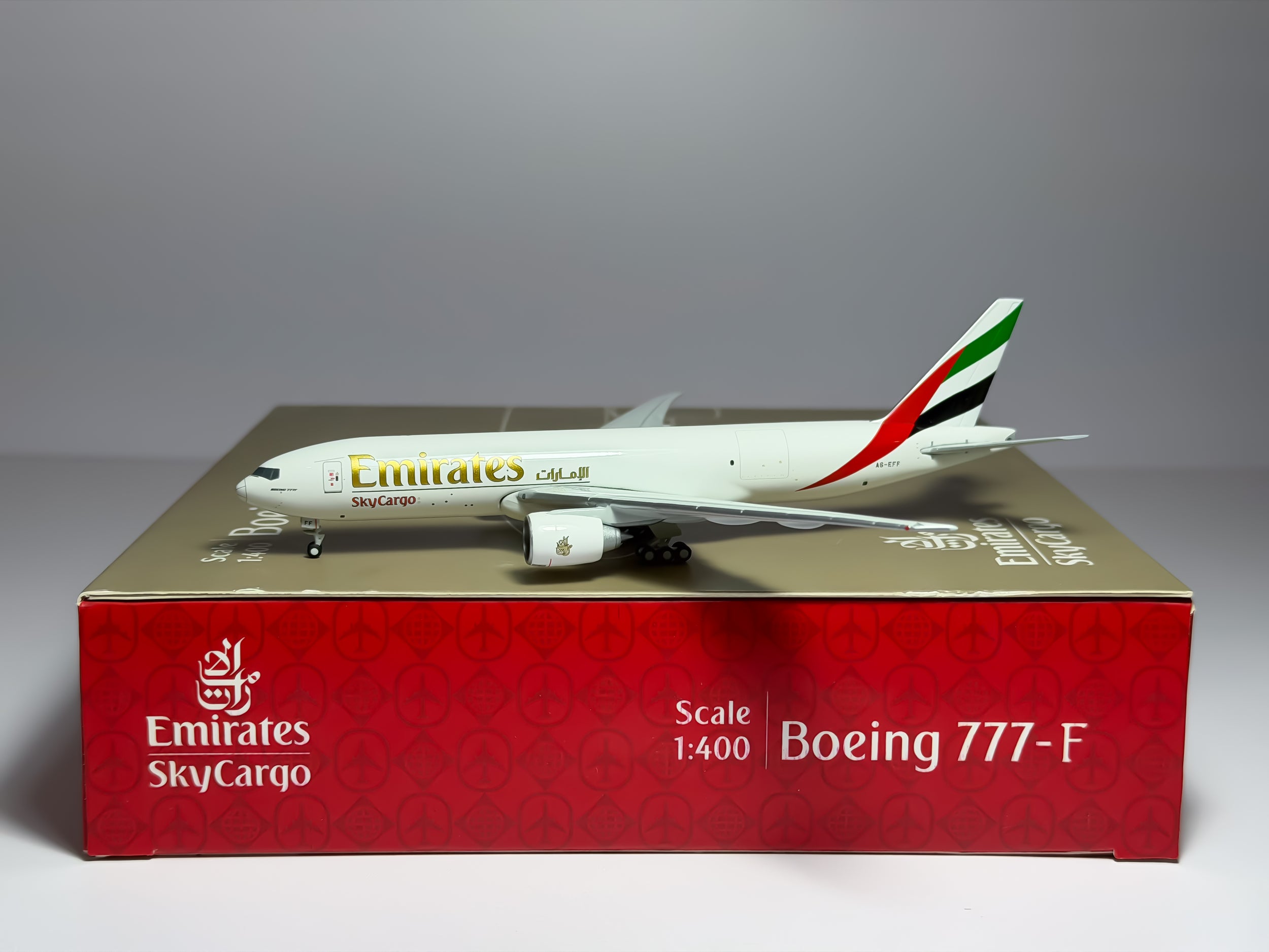 Emirates SkyCargo Boeing 777F 1:400 Gemini Jets A6-EFF (GJUAE1286)