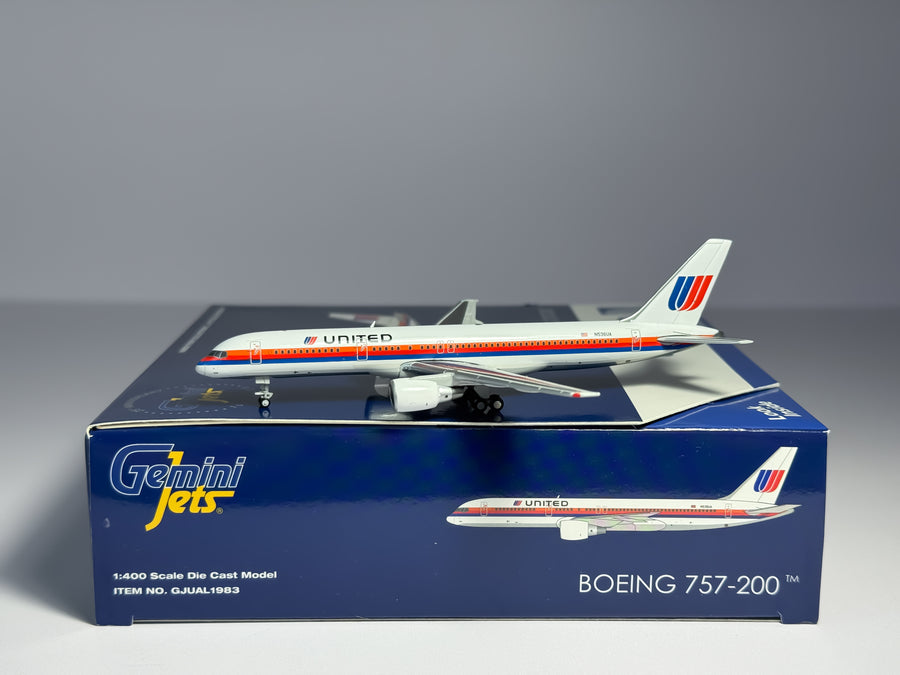 United Airlines Boeing 757-200 1:400 Gemini Jets N536UA (GJUAL1983)
