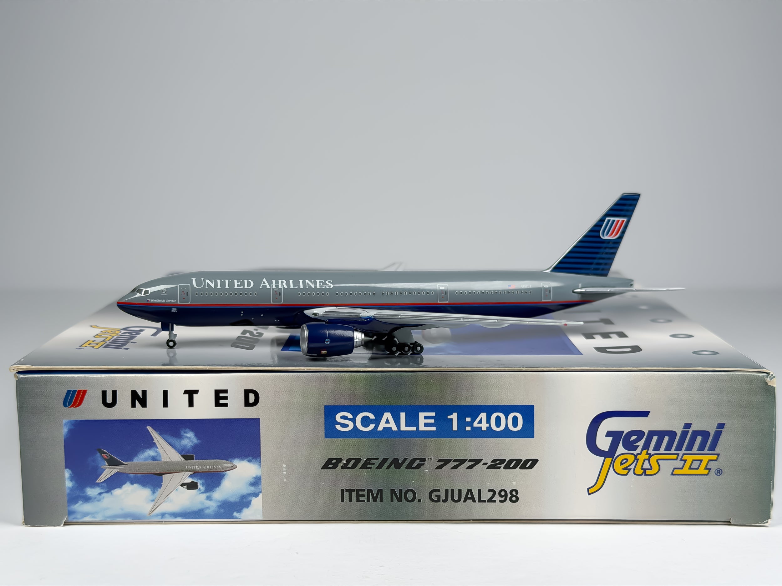 United Airlines Boeing 777-200 1:400 Gemini Jets N799UA (GJUAL298)