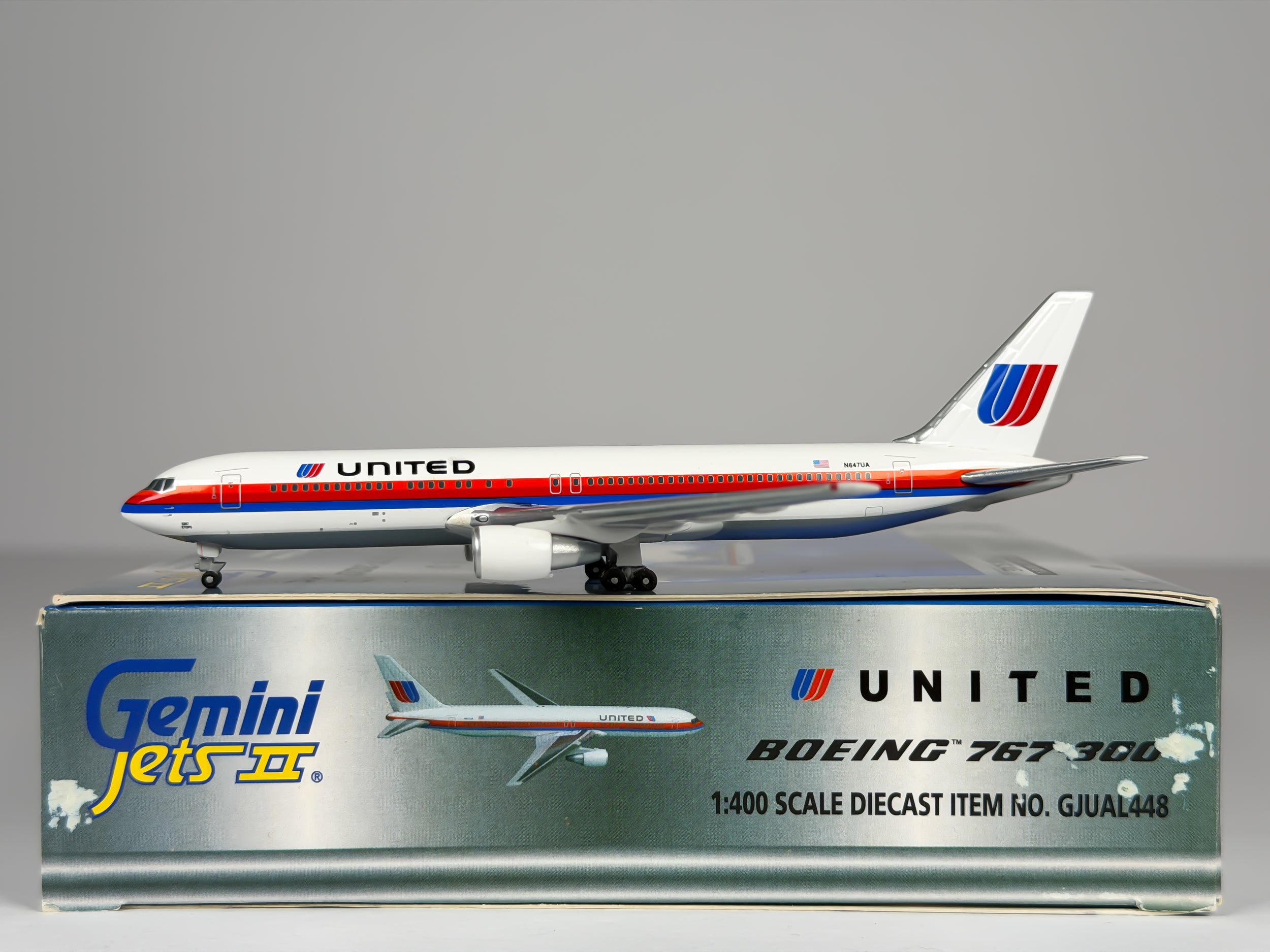 United Airlines Boeing 767-300 1:400 Gemini Jets N647UA (GJUAL448)