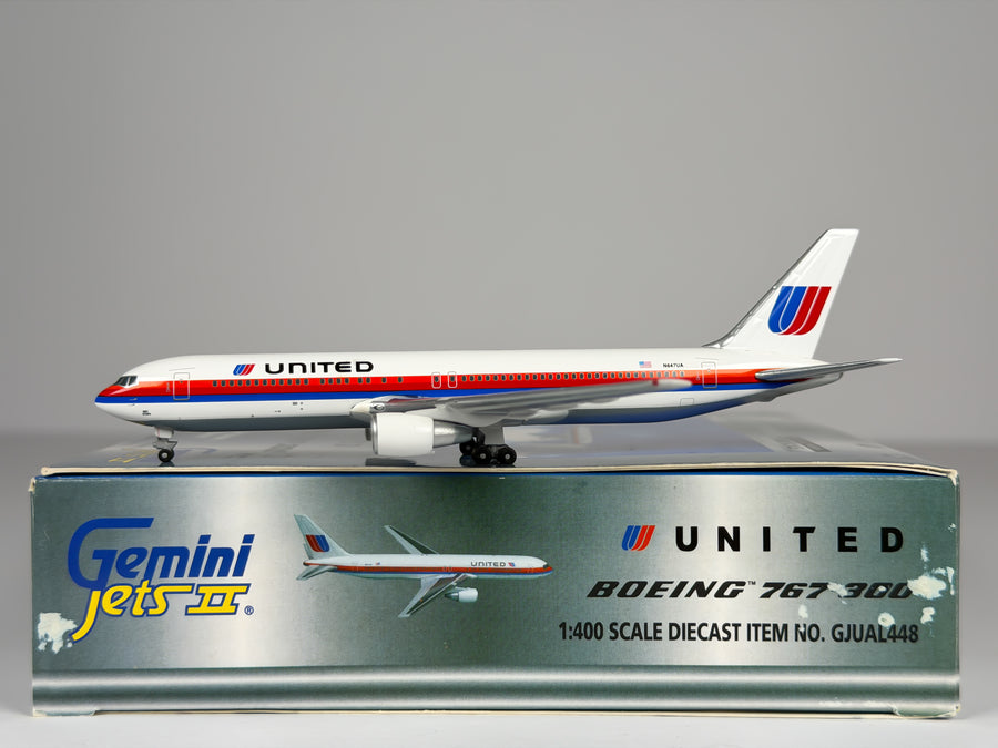 United Airlines Boeing 767-300 1:400 Gemini Jets N647UA (GJUAL448)