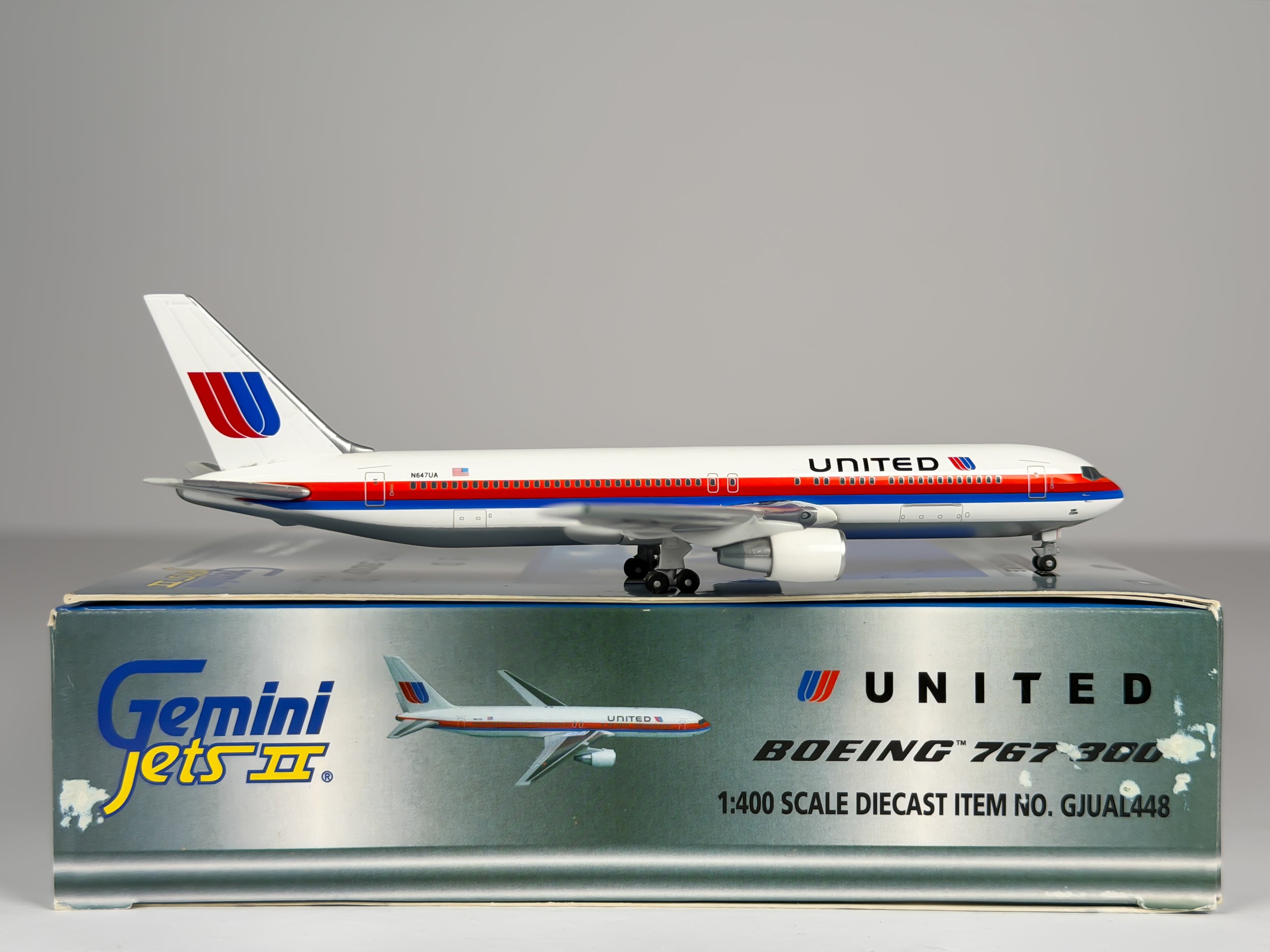 United Airlines Boeing 767-300 1:400 Gemini Jets N647UA (GJUAL448)
