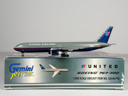 United Airlines Boeing 767-300 1:400 Gemini Jets N672UA (GJUAL468)