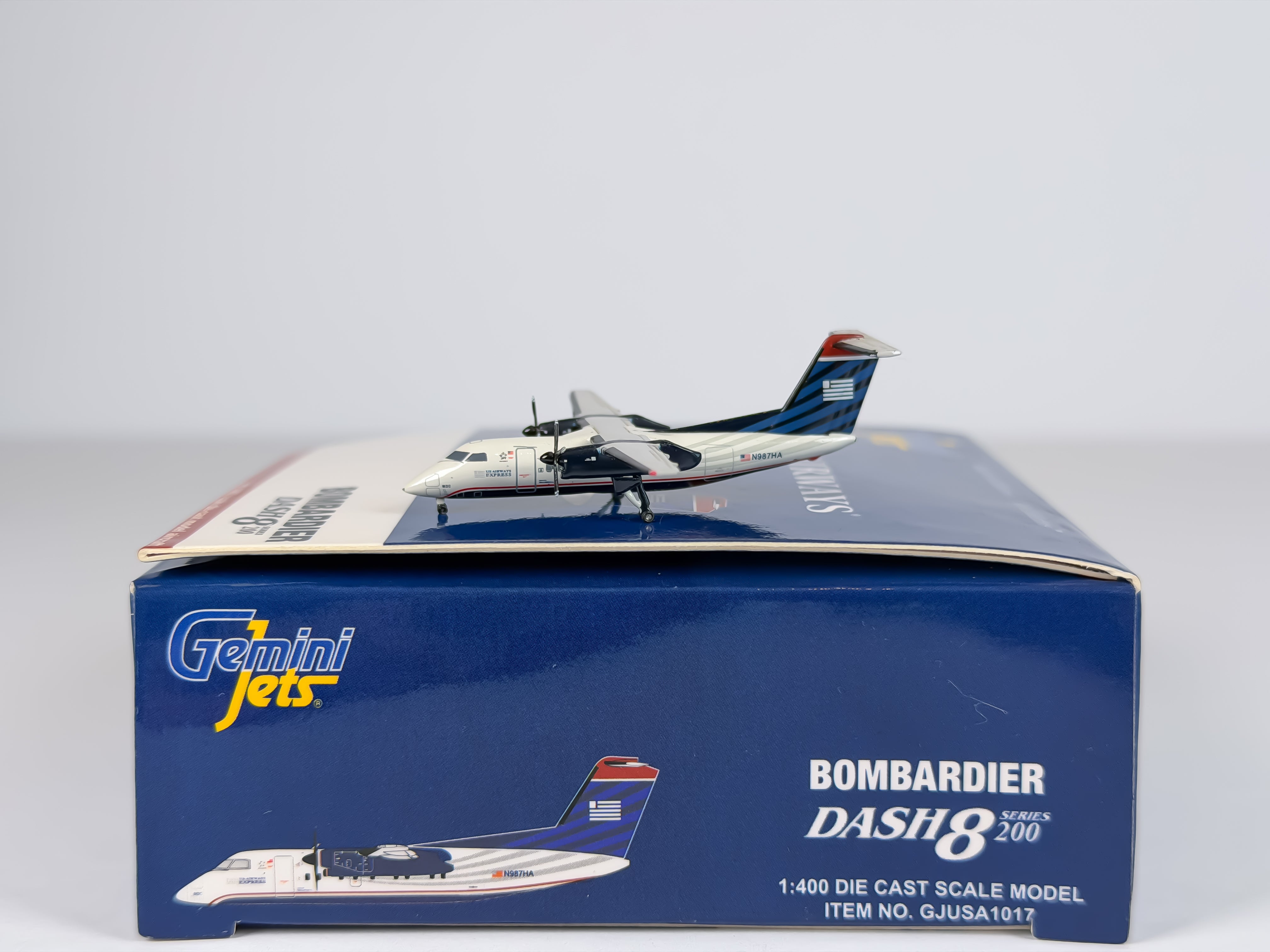 U.S Airways De Havilland Q200 (DHC-8-200) 1:400 Gemini Jets N987HA (GJUSA1017)