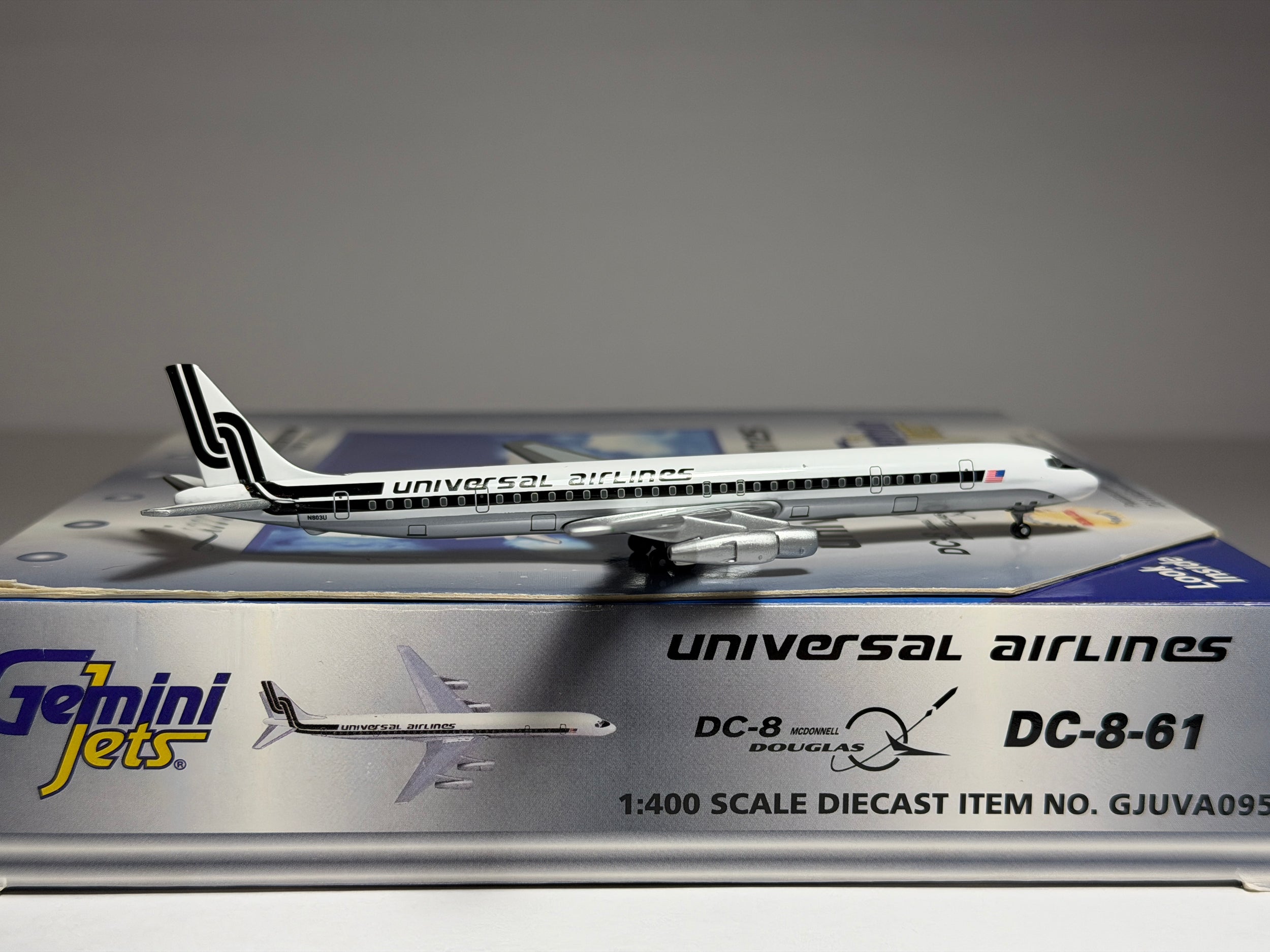 Universal Airlines Douglas DC-8-63 1:400 Gemini Jets N803U (GJUVA095)