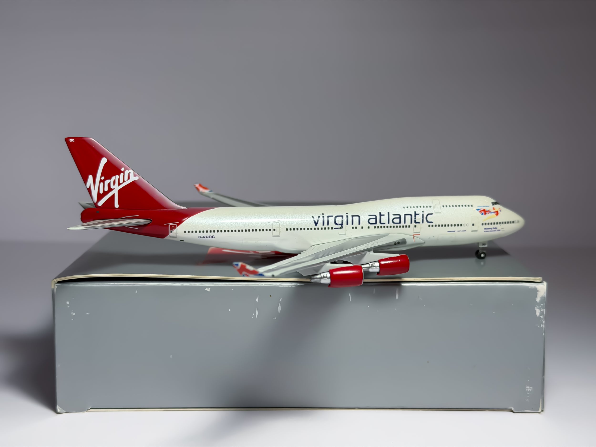 Virgin Atlantic Boeing 747-400 1:400 Gemini Jets G-VROC (GJVIR811)
