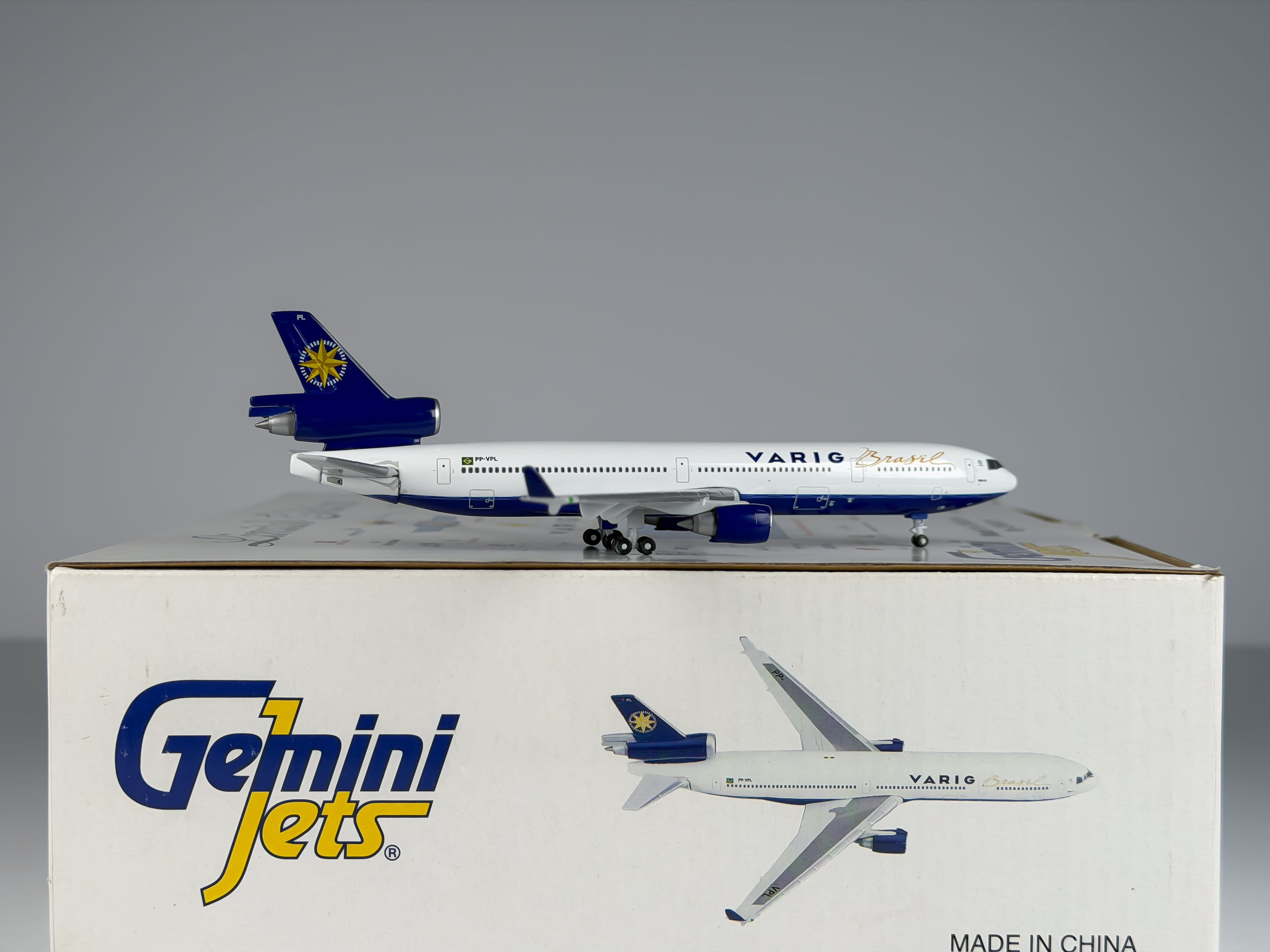 VARIG McDonnell Douglas MD-11 1:400 Gemini Jets PP-VPL (GJVRG151)
