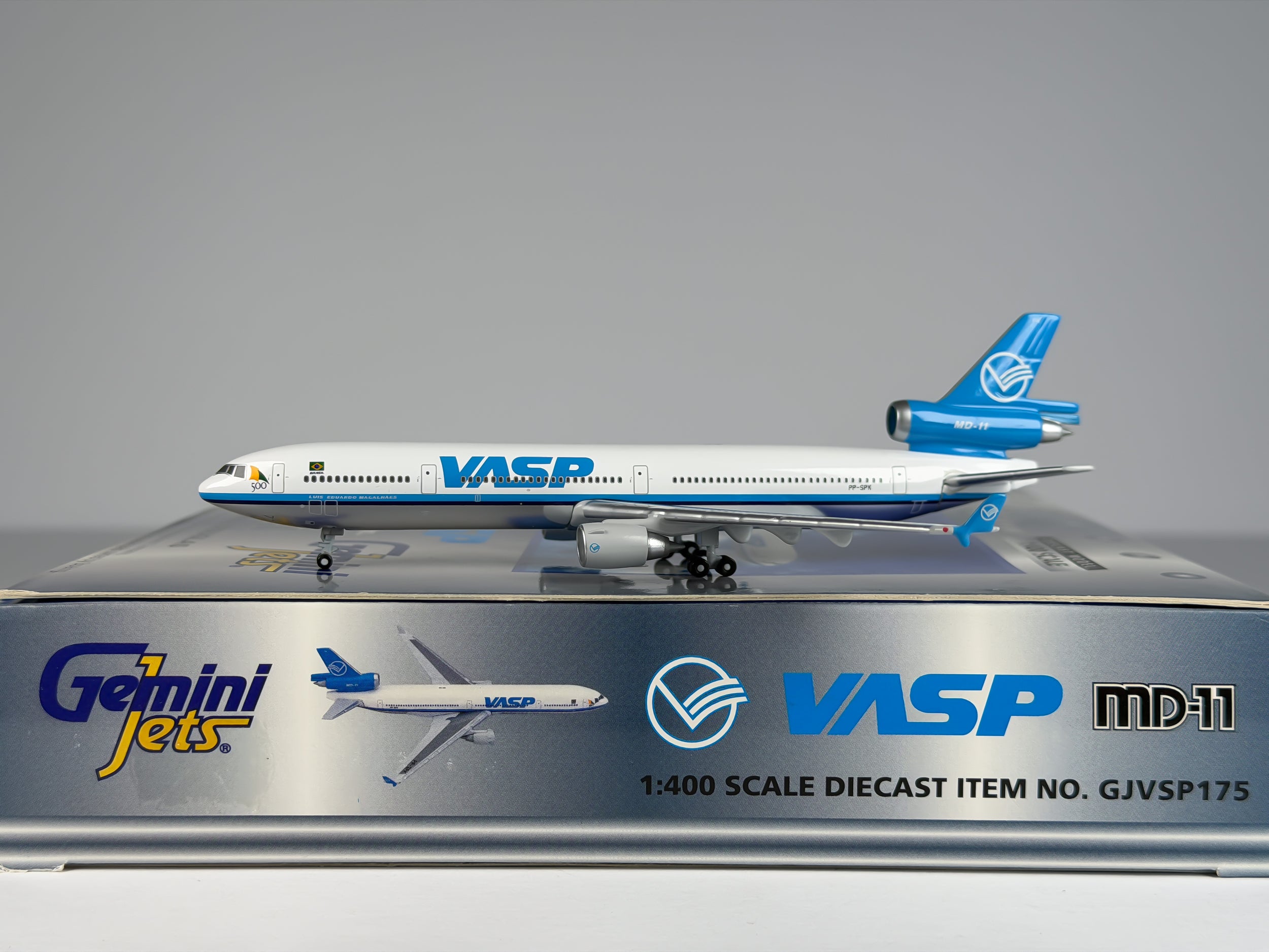 VASP McDonnell Douglas MD-11 1:400 Gemini Jets PP-SPK (GJVSP175)