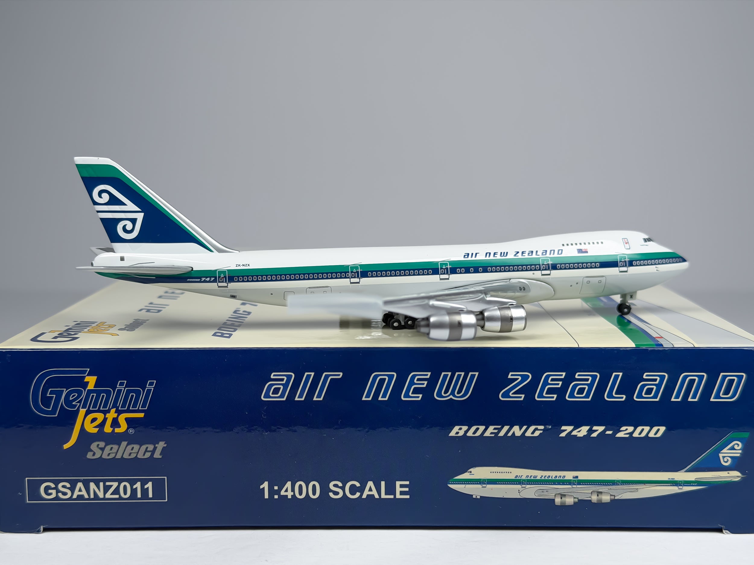 Air New Zealand Boeing 747-200 1:400 Gemini Jets ZK-NZX (GSANZ011)