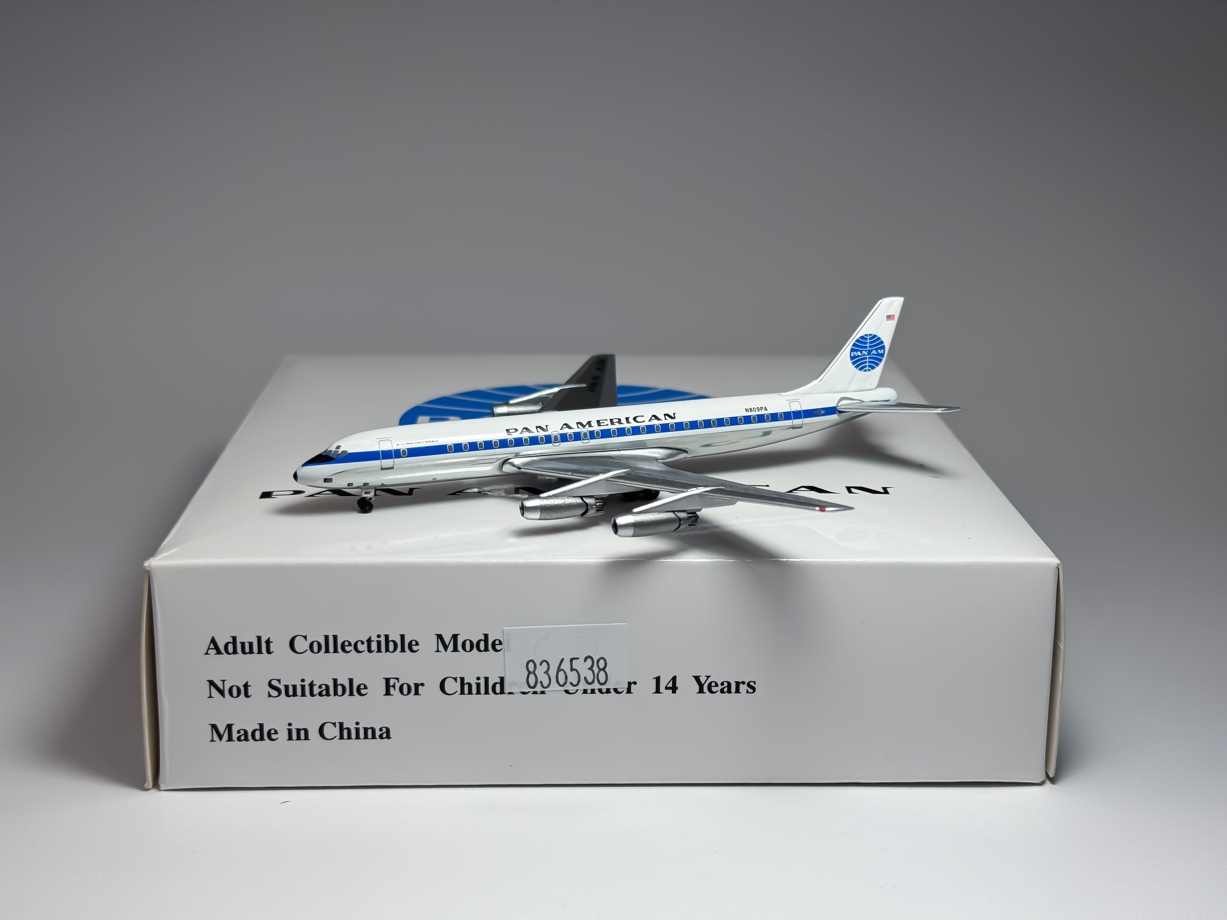 Pan American Douglas DC-8-30 1:400 Aeroclassics N809PA (HC-050)