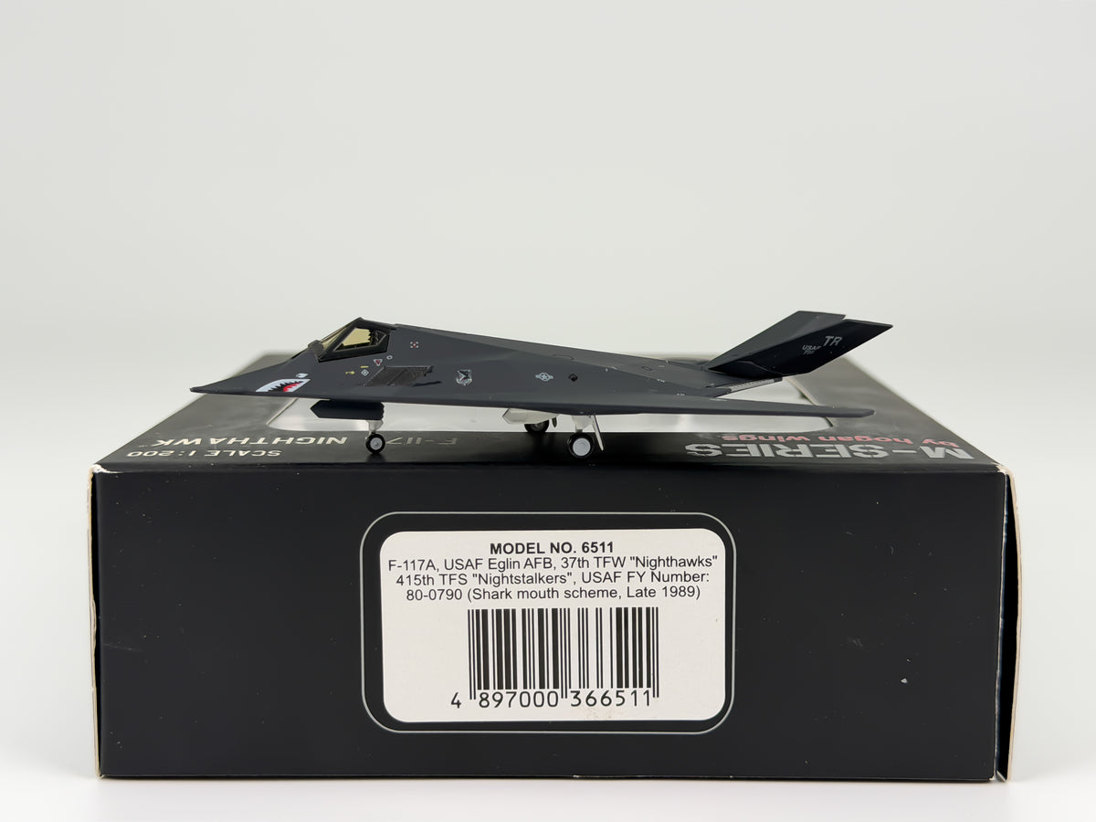 U.S Air Force (USAF) Lockheed F-117 Nighthawk 1:200 Hogan 80-0790 (HG6511)