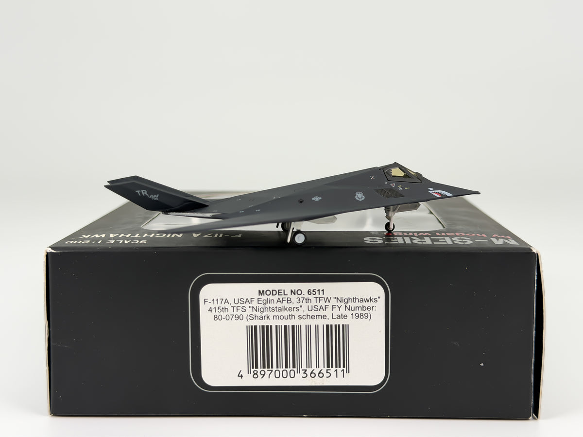 U.S Air Force (USAF) Lockheed F-117 Nighthawk 1:200 Hogan 80-0790 (HG6511)