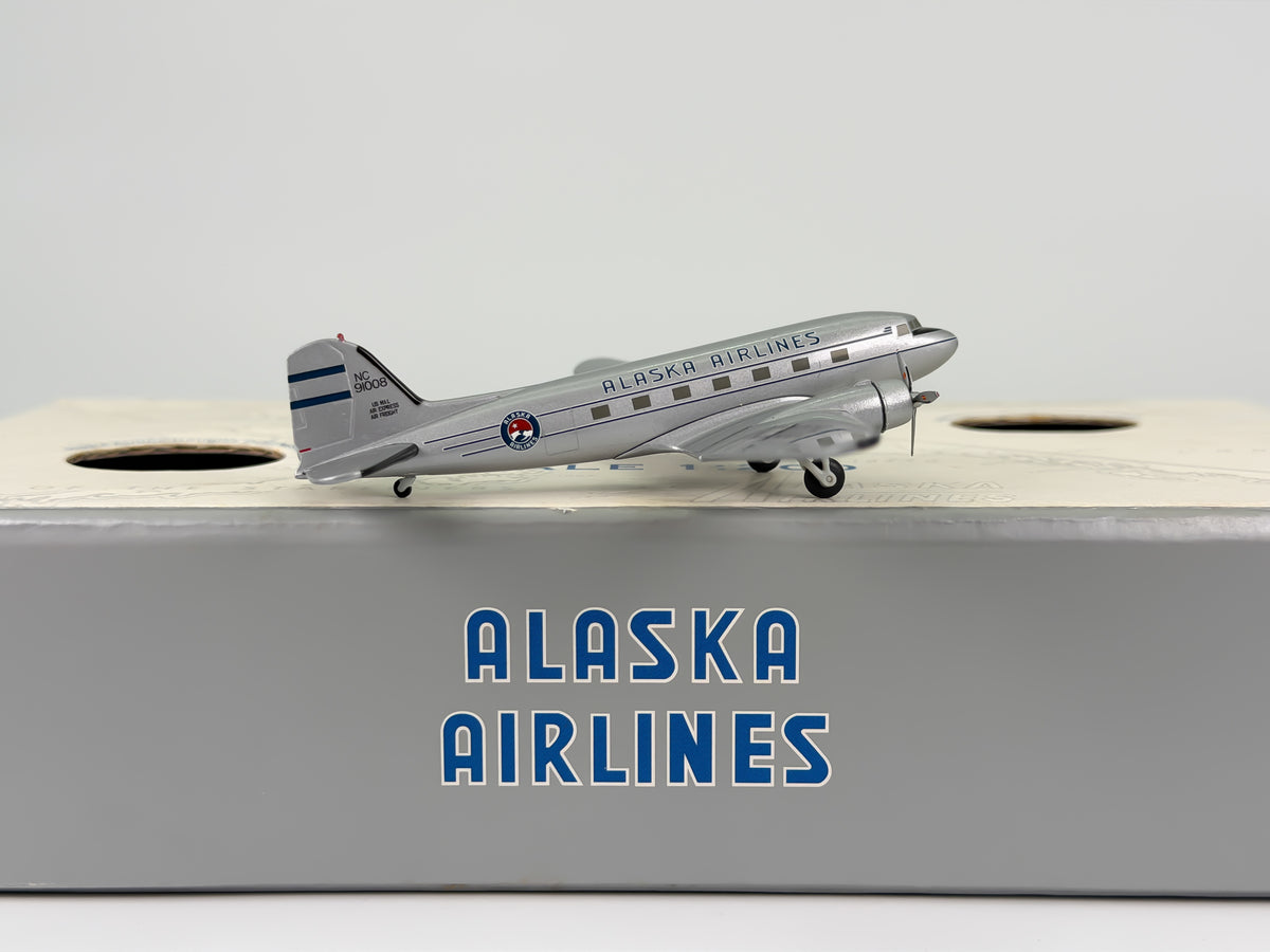 Alaska Airlines Douglas DC-3 (C-47 Skytrain) 1:200 Hogan NC91008 & N15572 (HG8775)