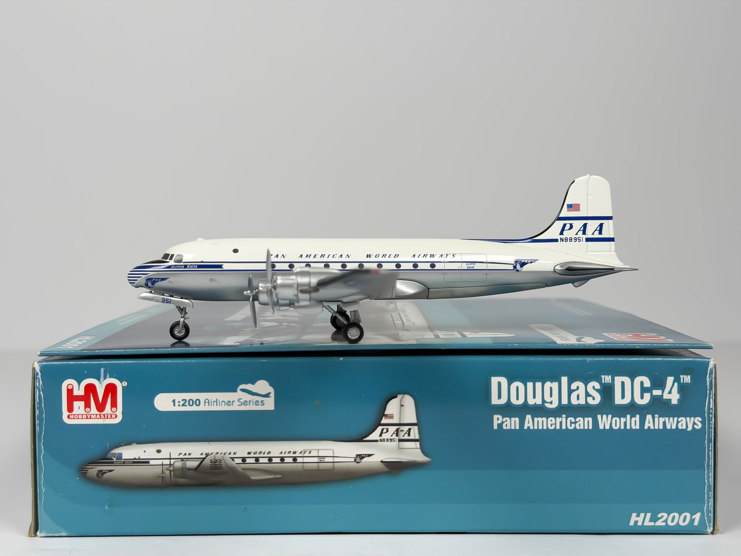 Pan American Douglas DC-4 1:200 Hobby Master N88951 (HL2001)