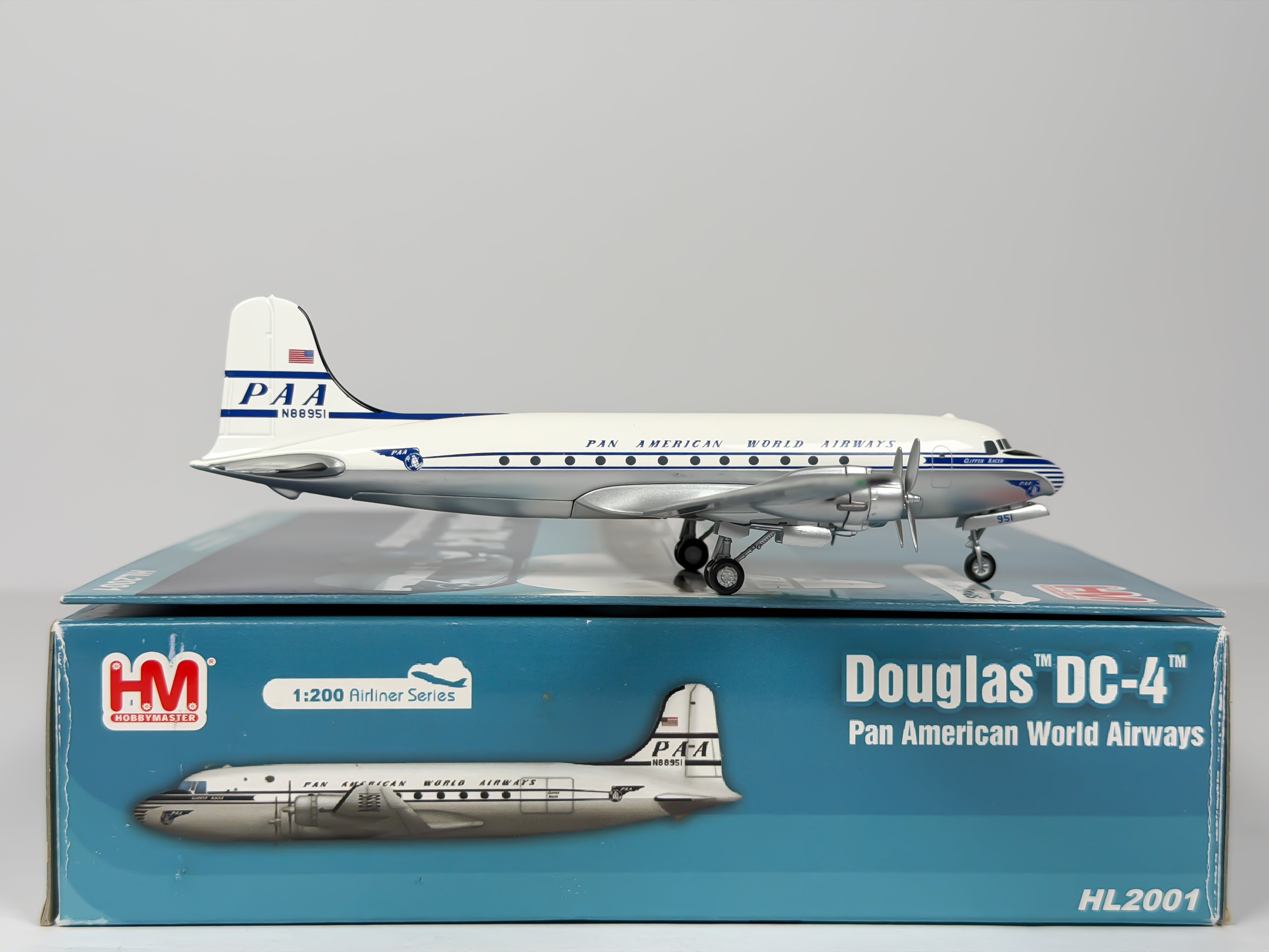 Pan American Douglas DC-4 1:200 Hobby Master N88951 (HL2001)