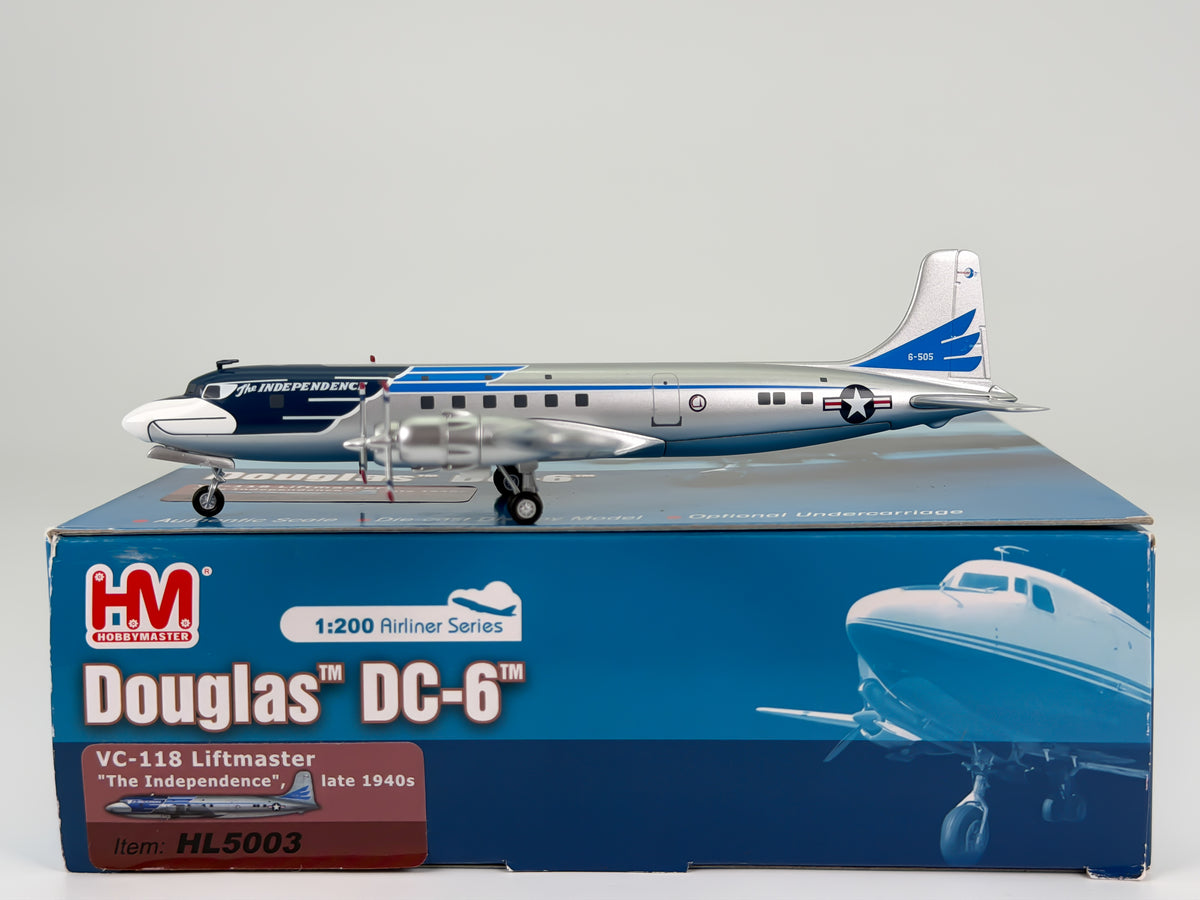 U.S Air Force (USAF) Douglas C-118 Liftmaster 1:200 Hobby Master 46-505 (HL5003)