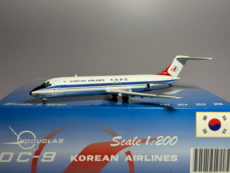 JC Wings 1:200 Korean Air Douglas DC-9 HL7201 1960s colors XX2835