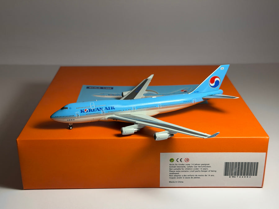 Korean Air Boeing 747-400 1:400 JC Wings HL7461 (EW4744002)