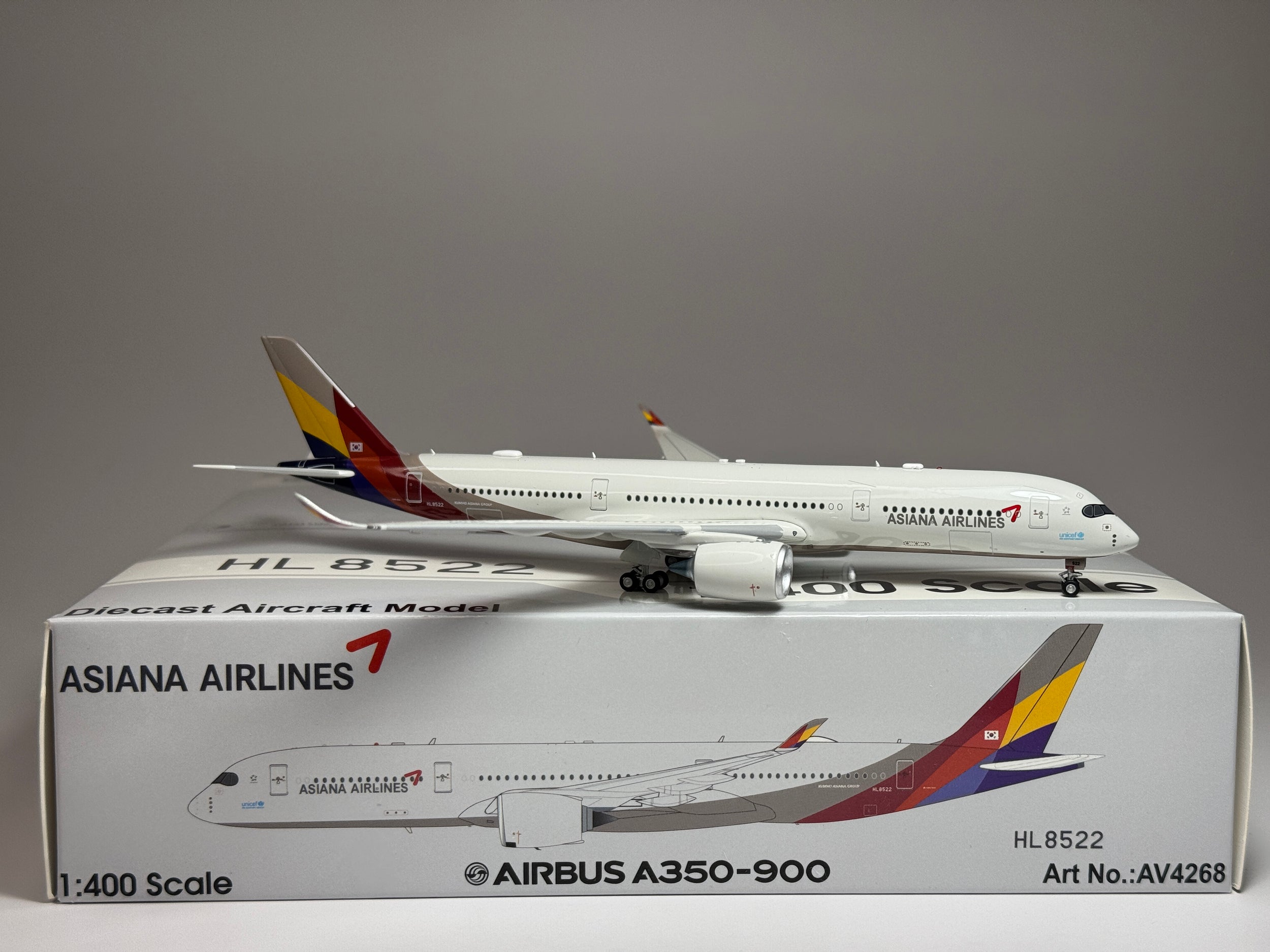 Aviation400 Asiana Airways Airbus A350-900 HL8522 AV4268