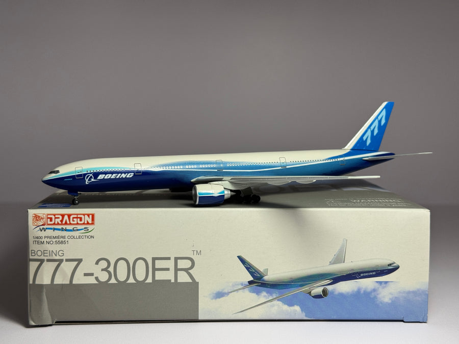 Dragon Wings 1:400 House Colors Boeing 777-300ER rollout scheme 55851
