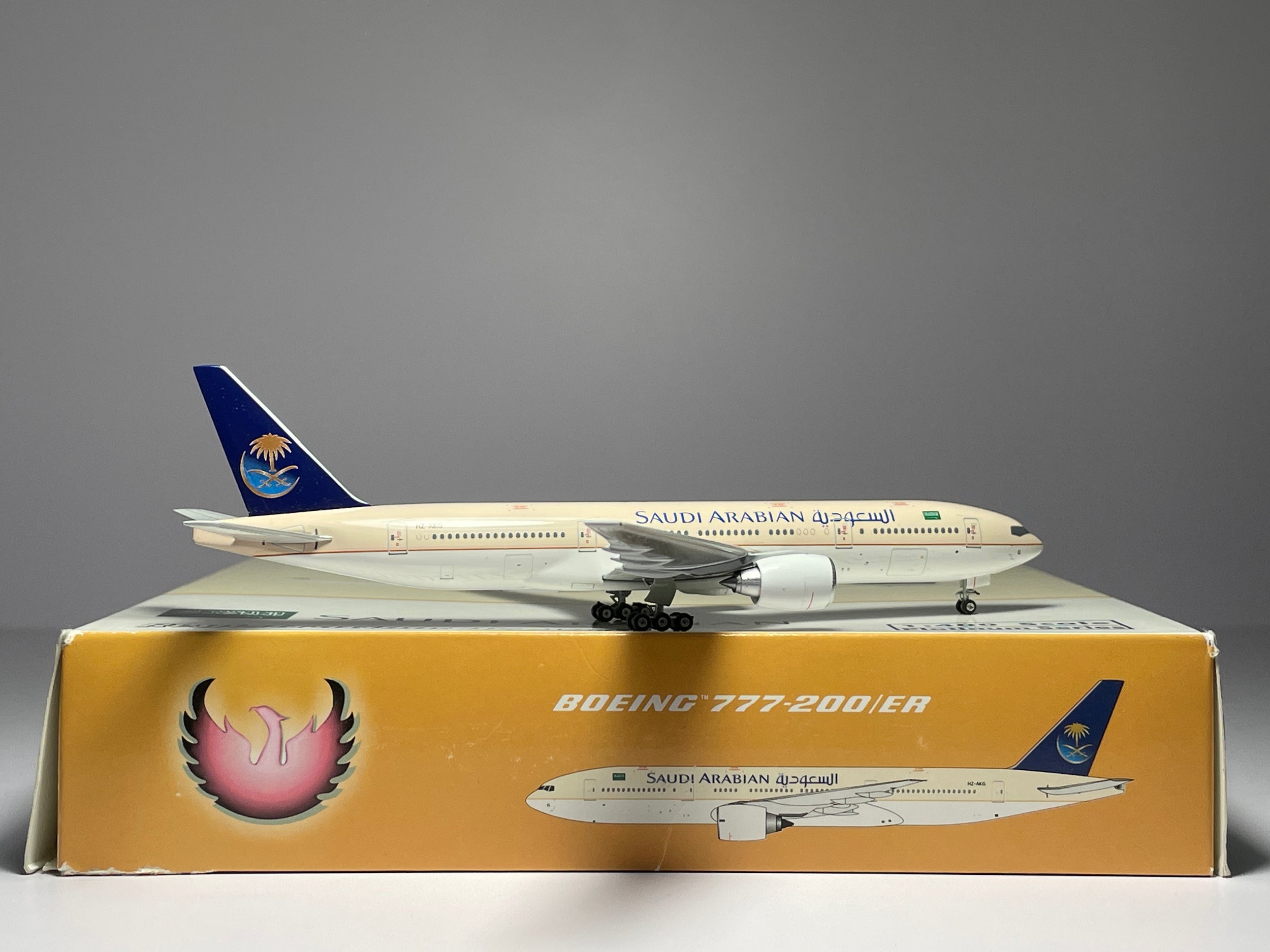 Phoenix Models 1:400 Saudia Boeing 777-200ER HZ-AKG 10247