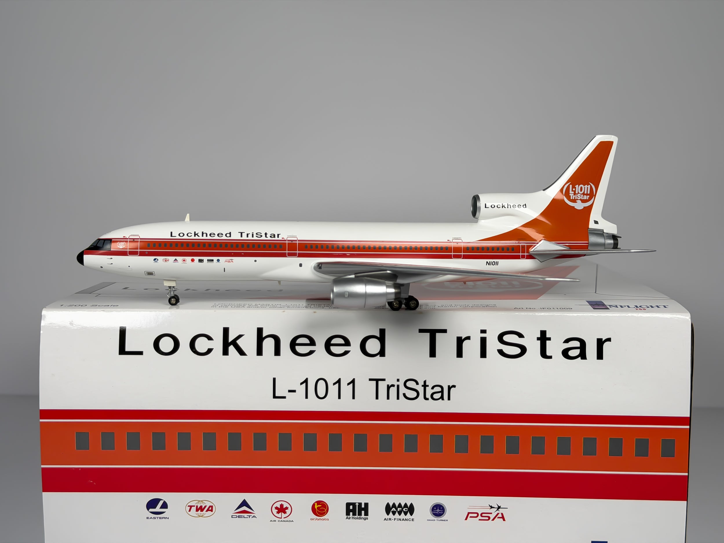 Lockheed House Lockheed L-1011 1:200 Inflight200 N1011 (IF011009)