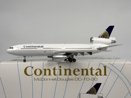 Continental Airlines McDonnell Douglas DC-10-30 1:200 InFlight200 N14062 (IF103026)