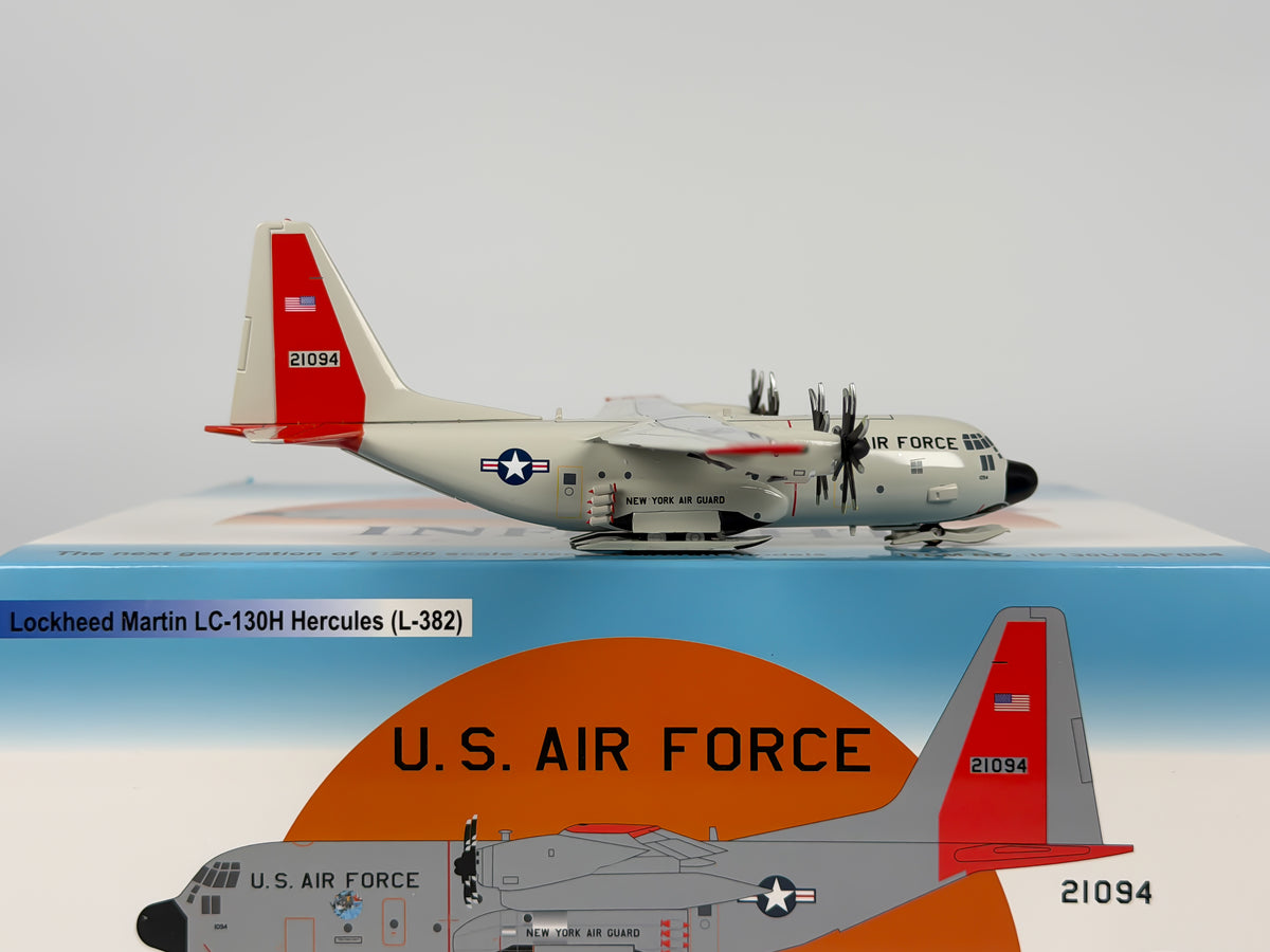 U.S Air Force (USAF) Lockheed C-130 Hercules 1:200 InFlight200 21094 (IF130USAF094)