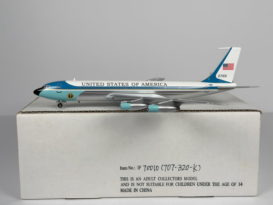 U.S Air Force (USAF) Boeing 707 (VC-137) 1:200 Inflight200 72-7000 (IF70001A)