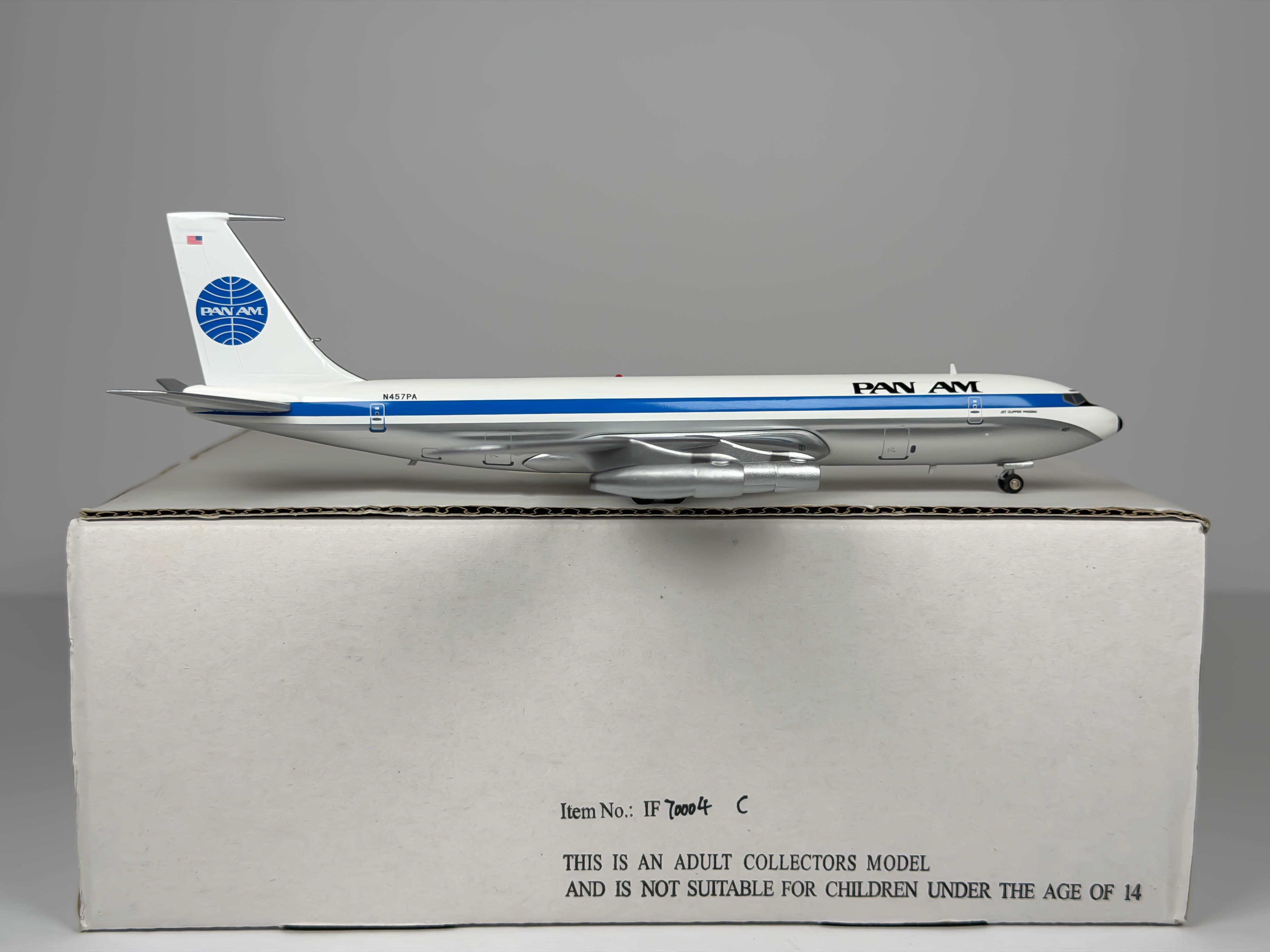 Pan American Boeing 707-300 1:200 Inflight200 N457PA (IF70004C)