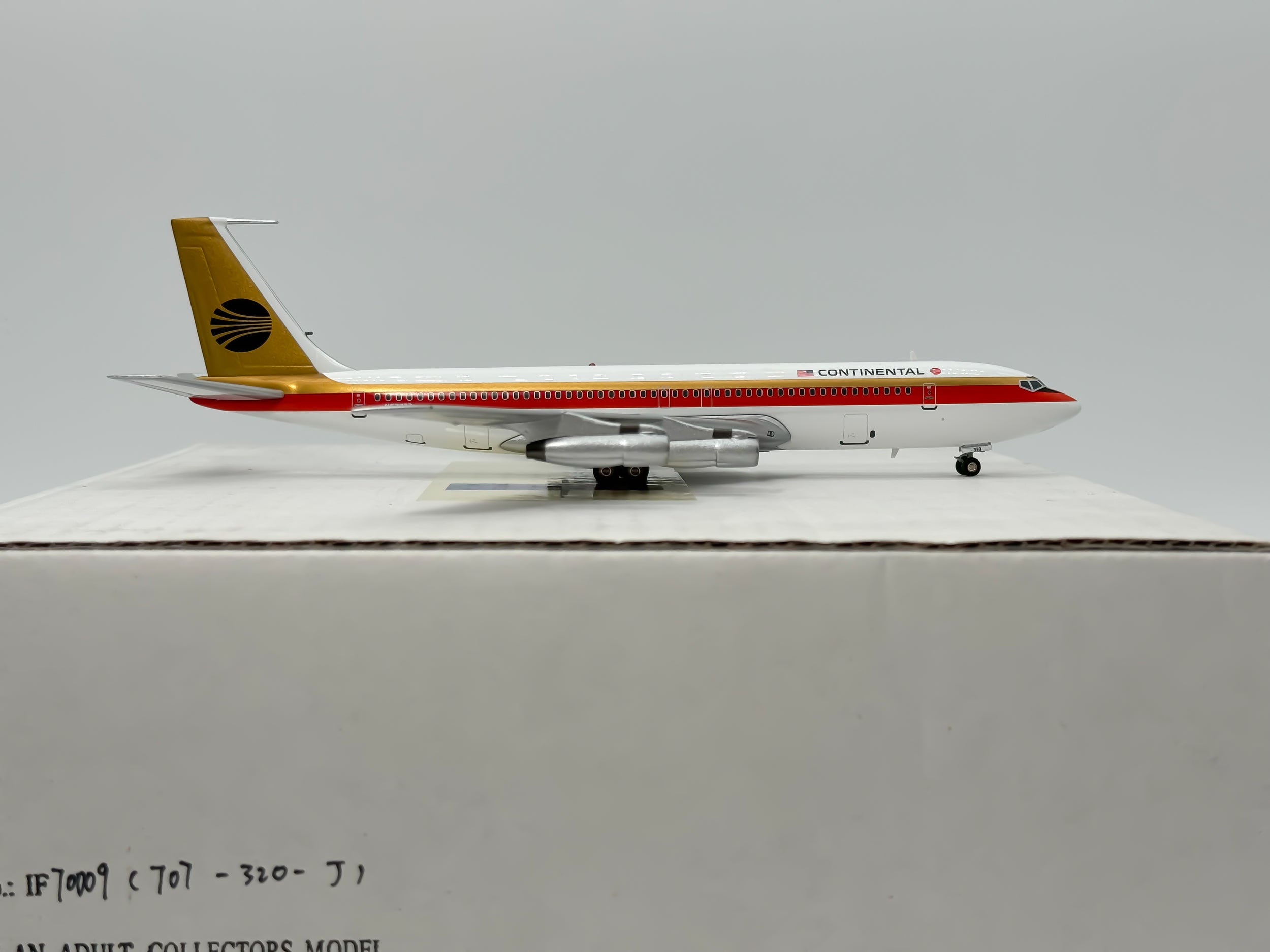 Continental Airlines Boeing 707-300 1:200 Inflight200 N67333 (IF70009)