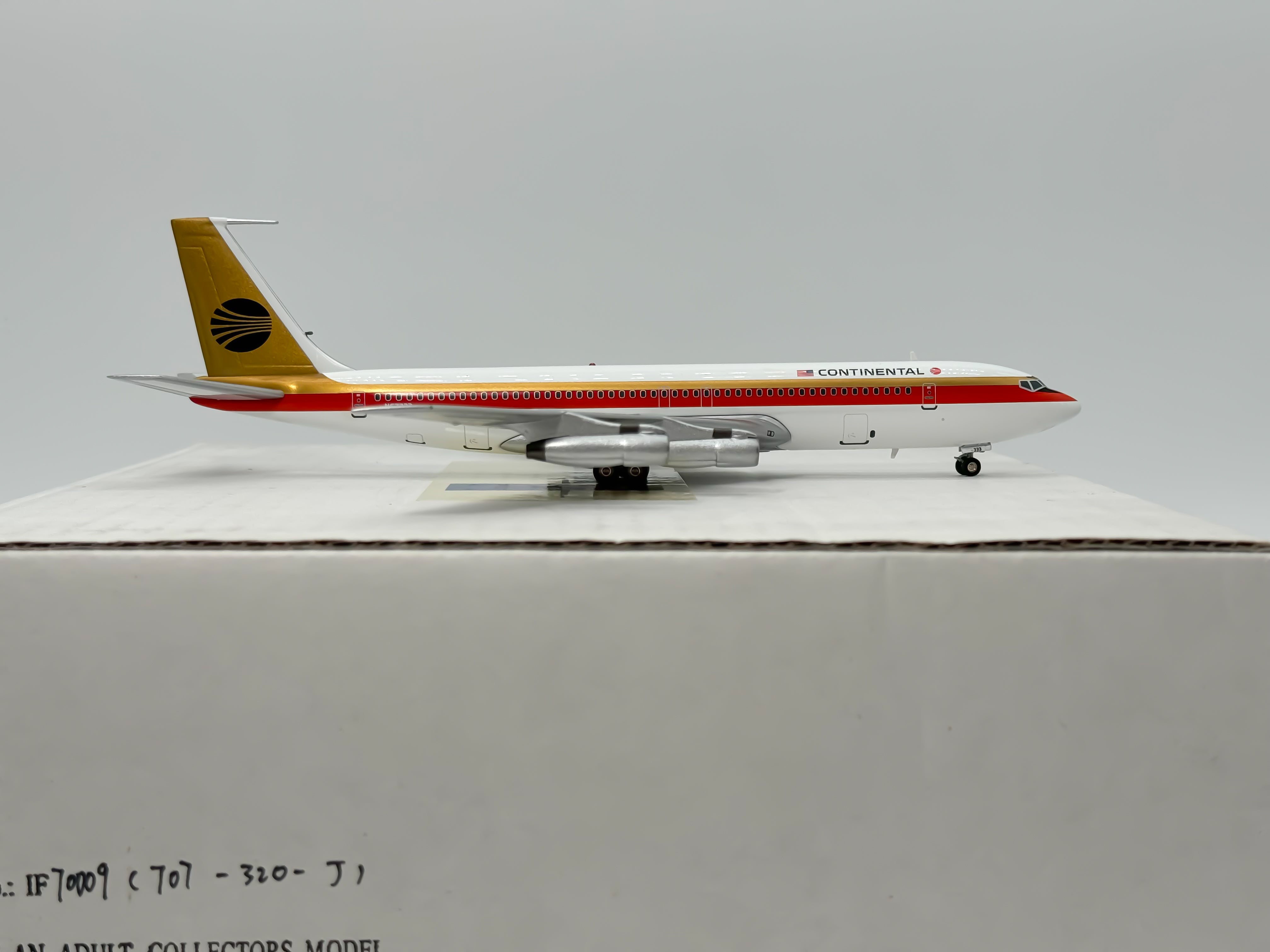 Continental Airlines Boeing 707-300 1:200 Inflight200 N67333 (IF70009)