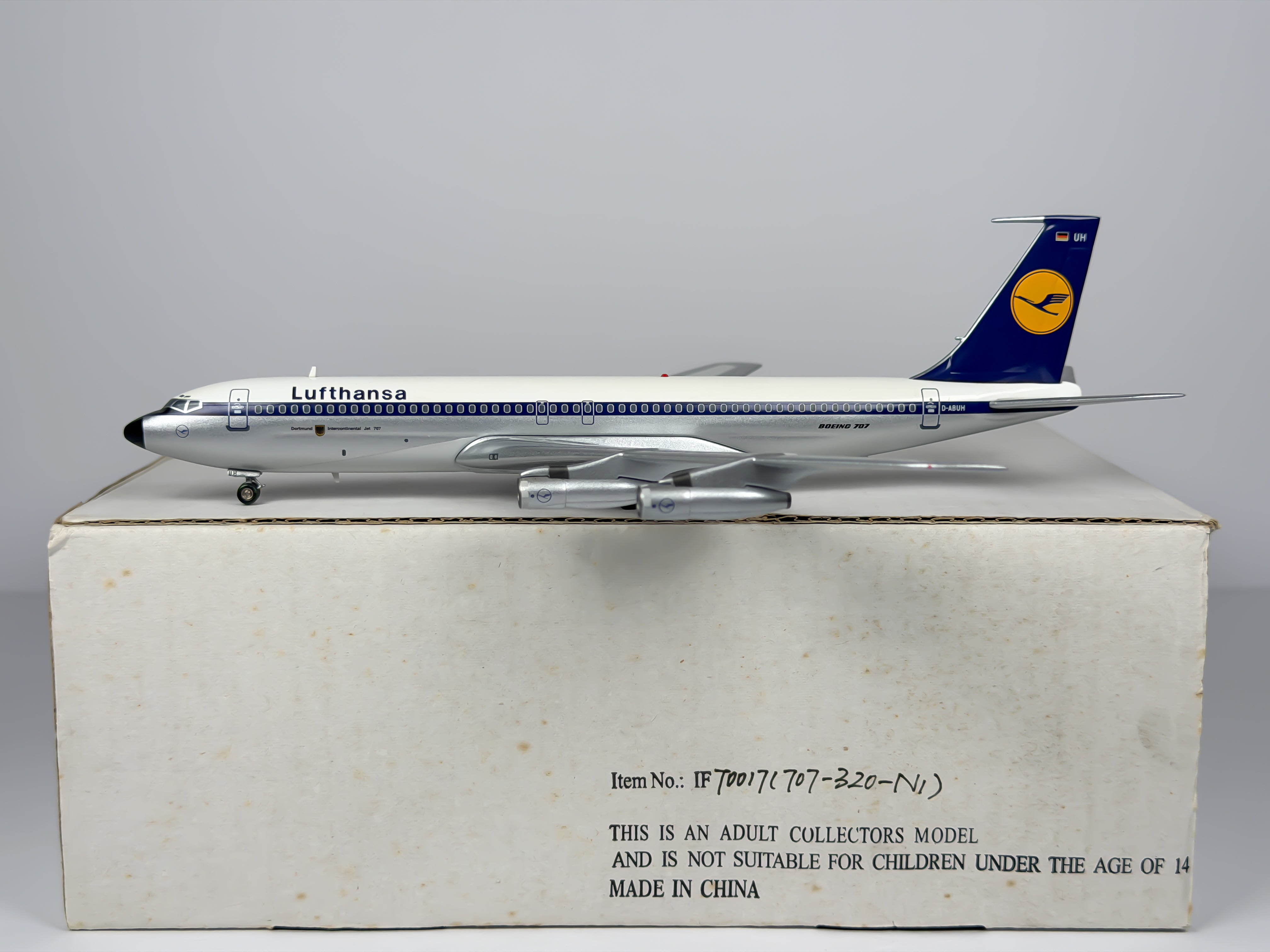 Lufthansa Boeing 707-300 1:200 Inflight200 D-ABUH (IF70017)