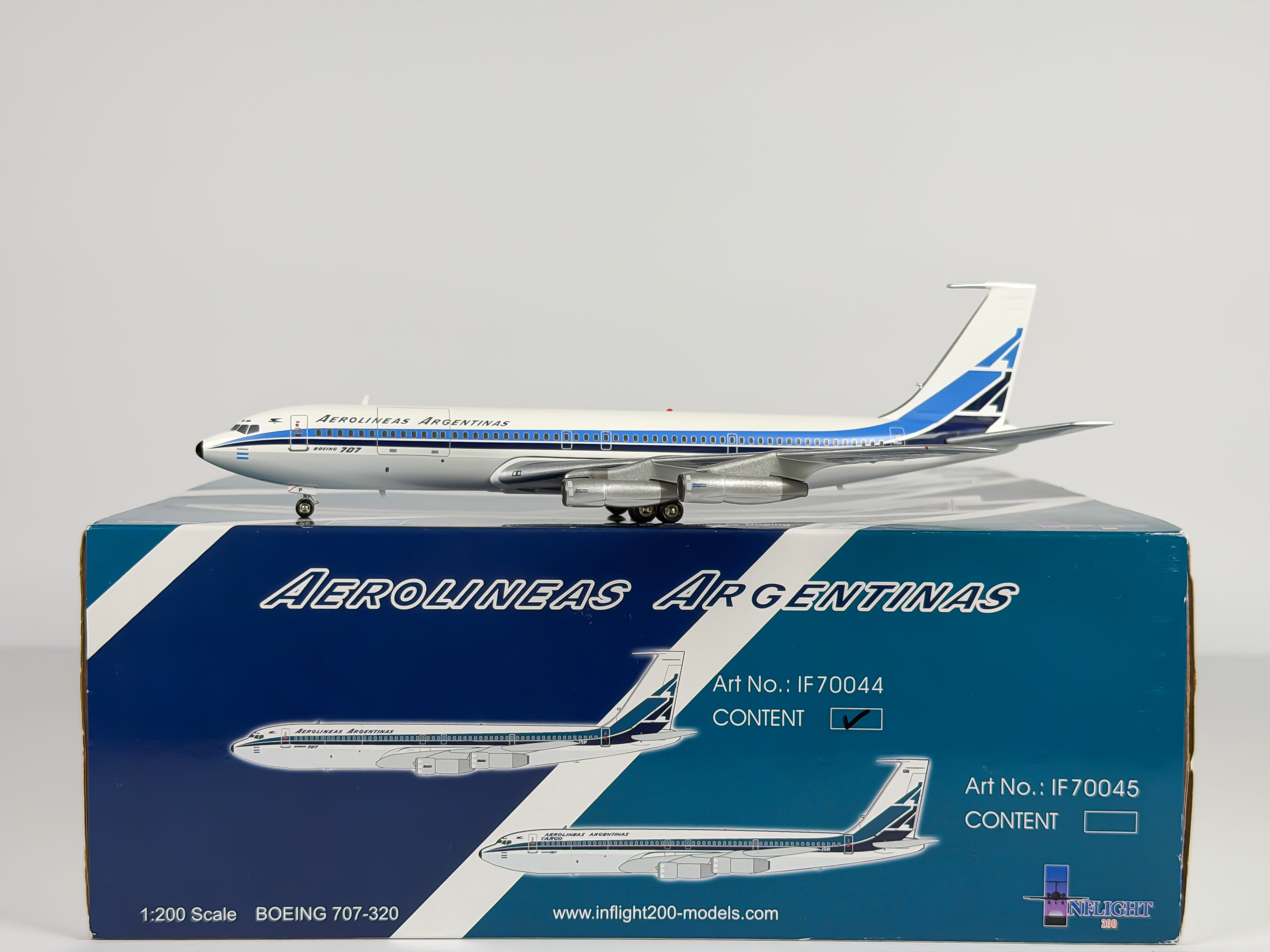 Aerolineas Argentinas Boeing 707-300 1:200 Inflight200 LV-JGP (IF70044)