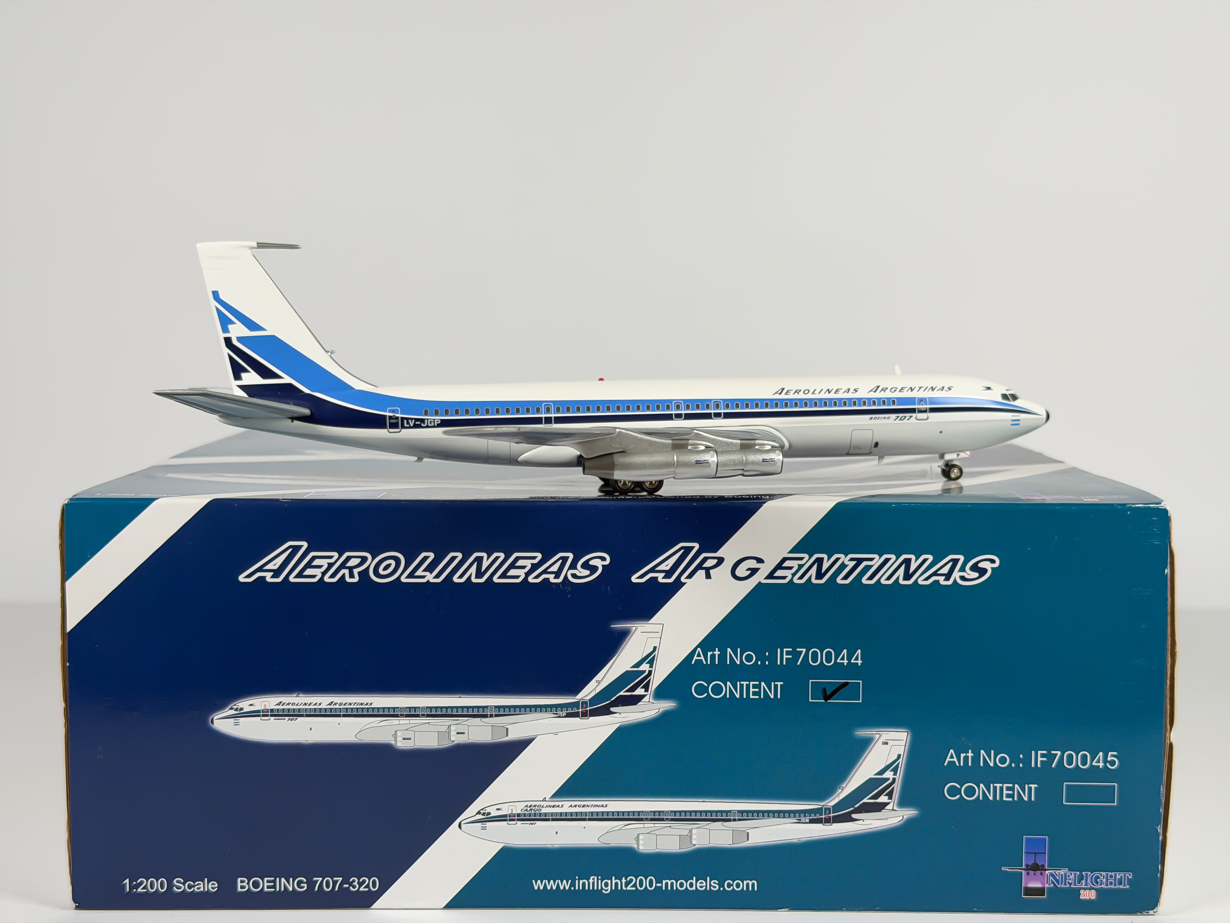 Aerolineas Argentinas Boeing 707-300 1:200 Inflight200 LV-JGP (IF70044)