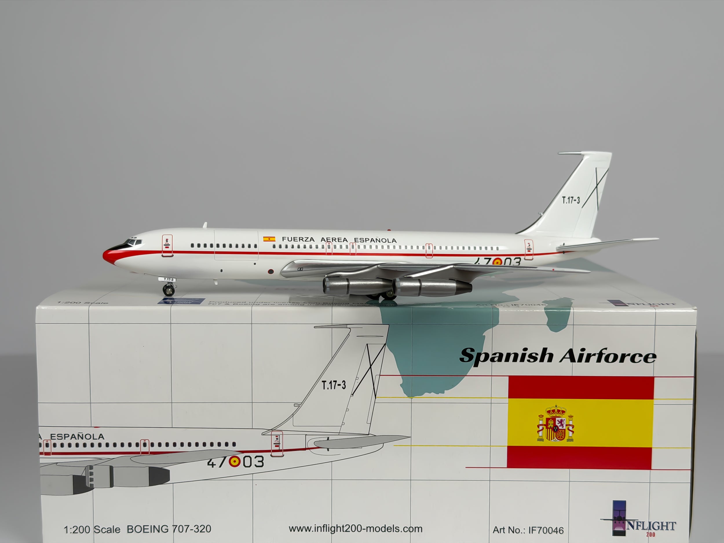 Spanish Air Force Boeing 707-300 1:200 Inflight200 T17-3 (IF70046)