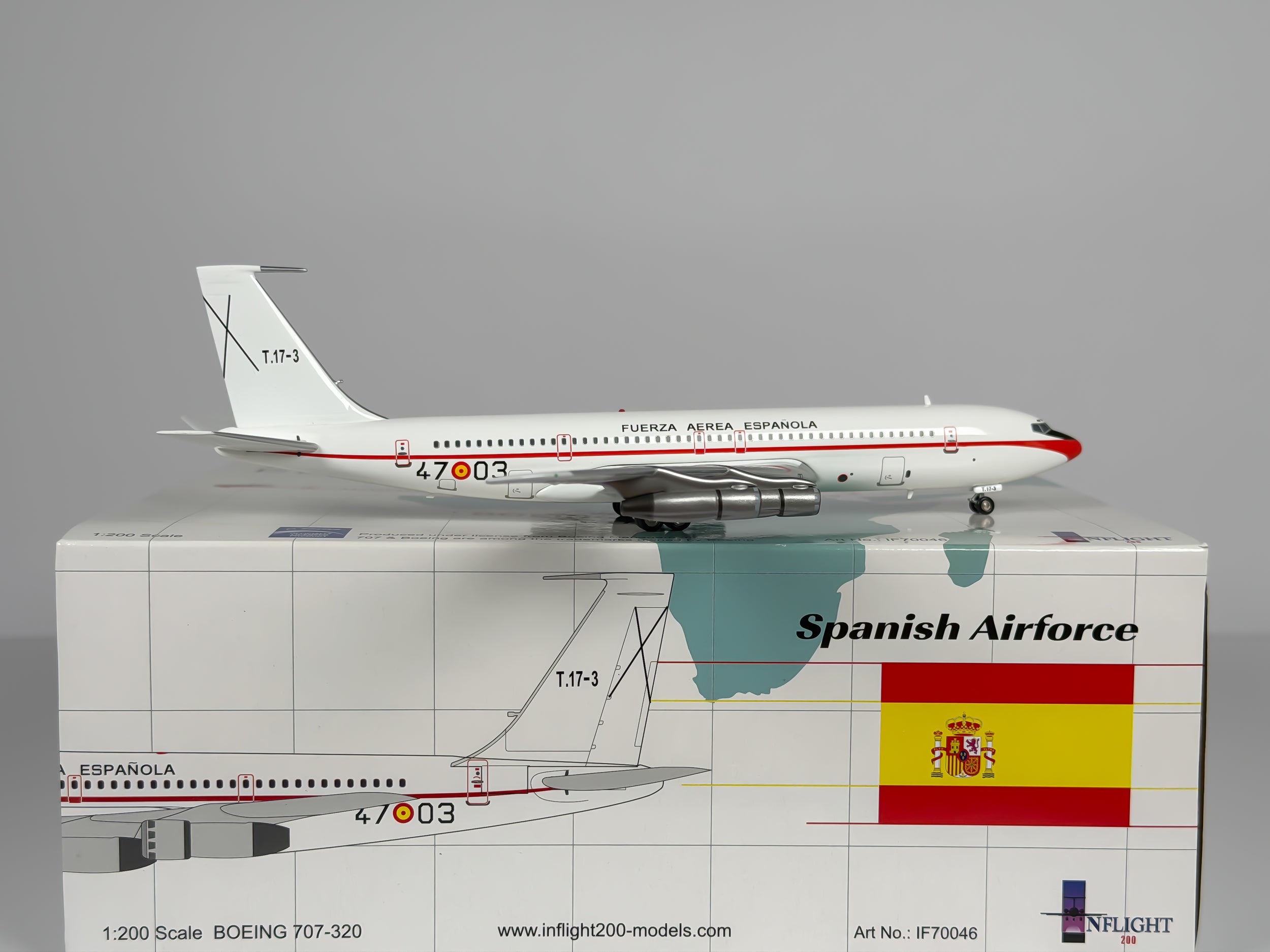 Spanish Air Force Boeing 707-300 1:200 Inflight200 T17-3 (IF70046)