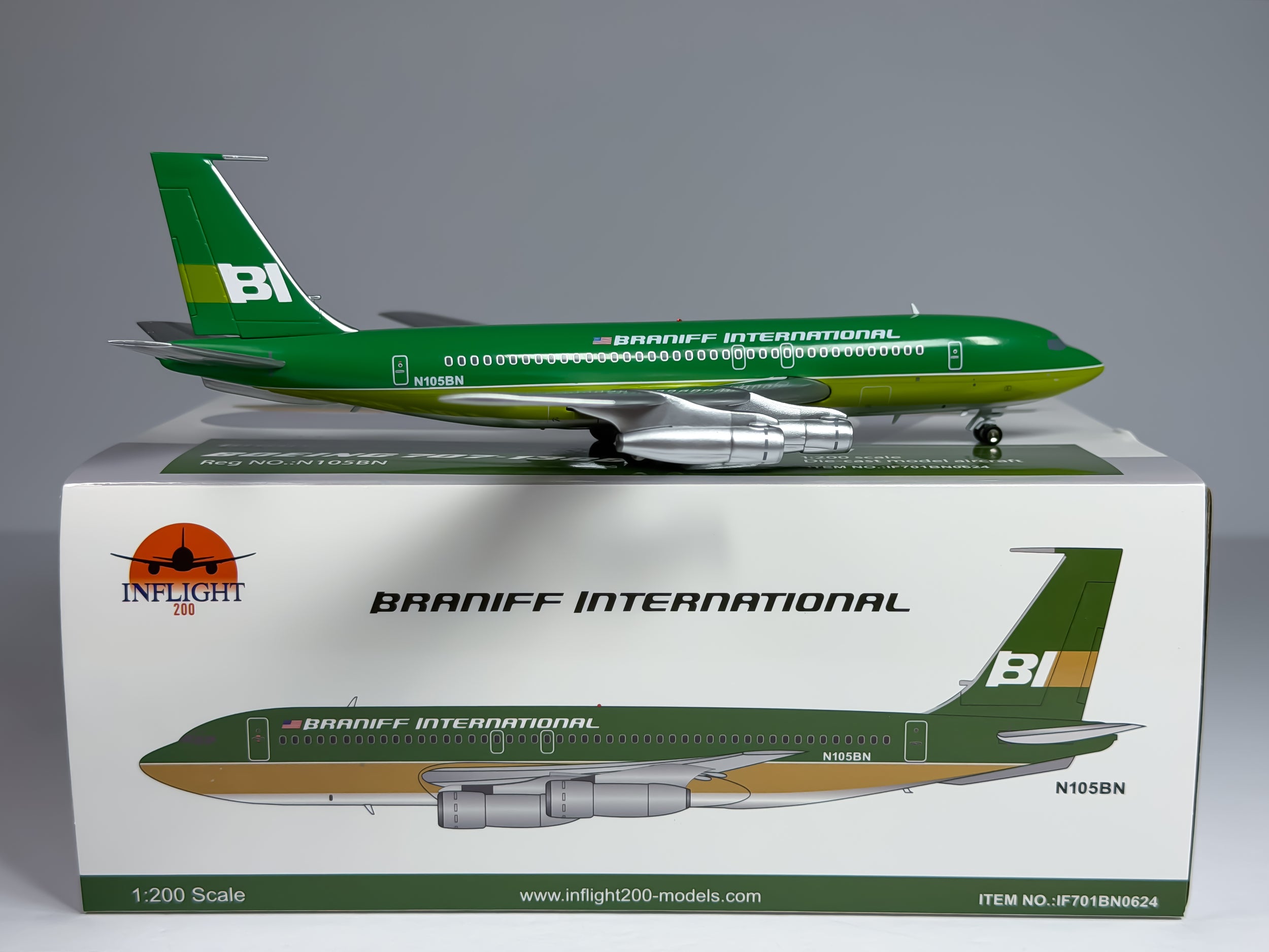 Braniff International Boeing 707-100 1:200 Inflight200 N105BN (IF701BN0624)