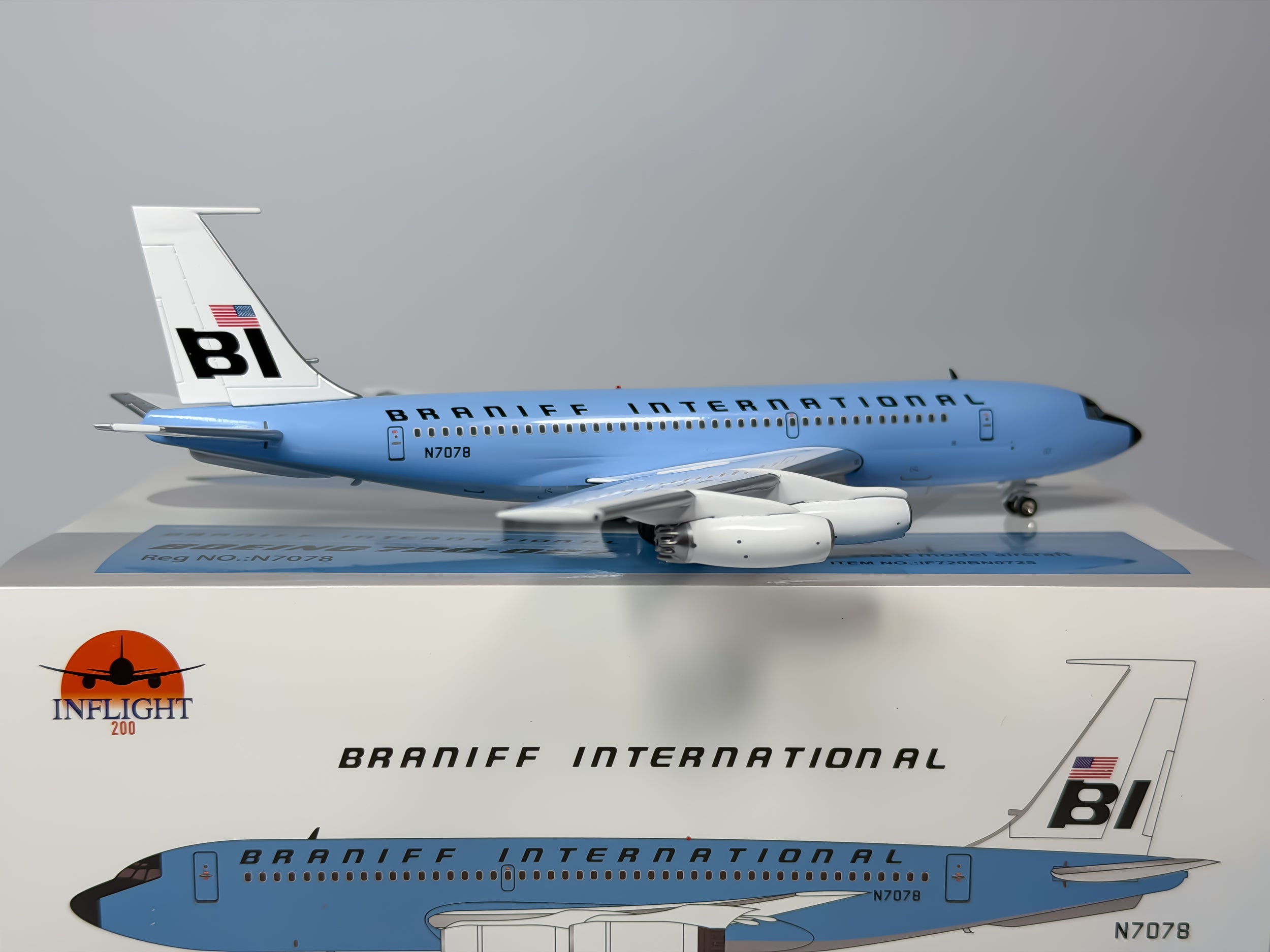 Braniff International Boeing 720 1:200 Inflight200 N7078 (IF720BN0725)