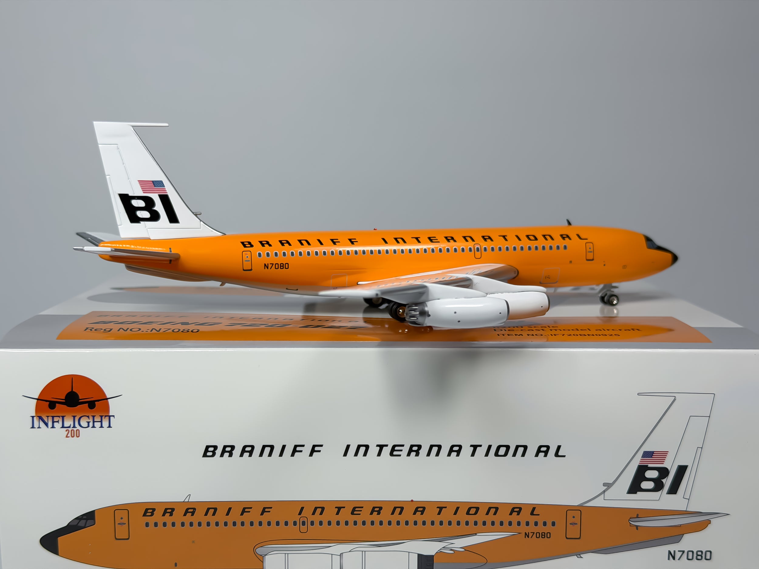 Braniff International Boeing 720 1:200 Inflight200 N7080 (IF720BN0925)
