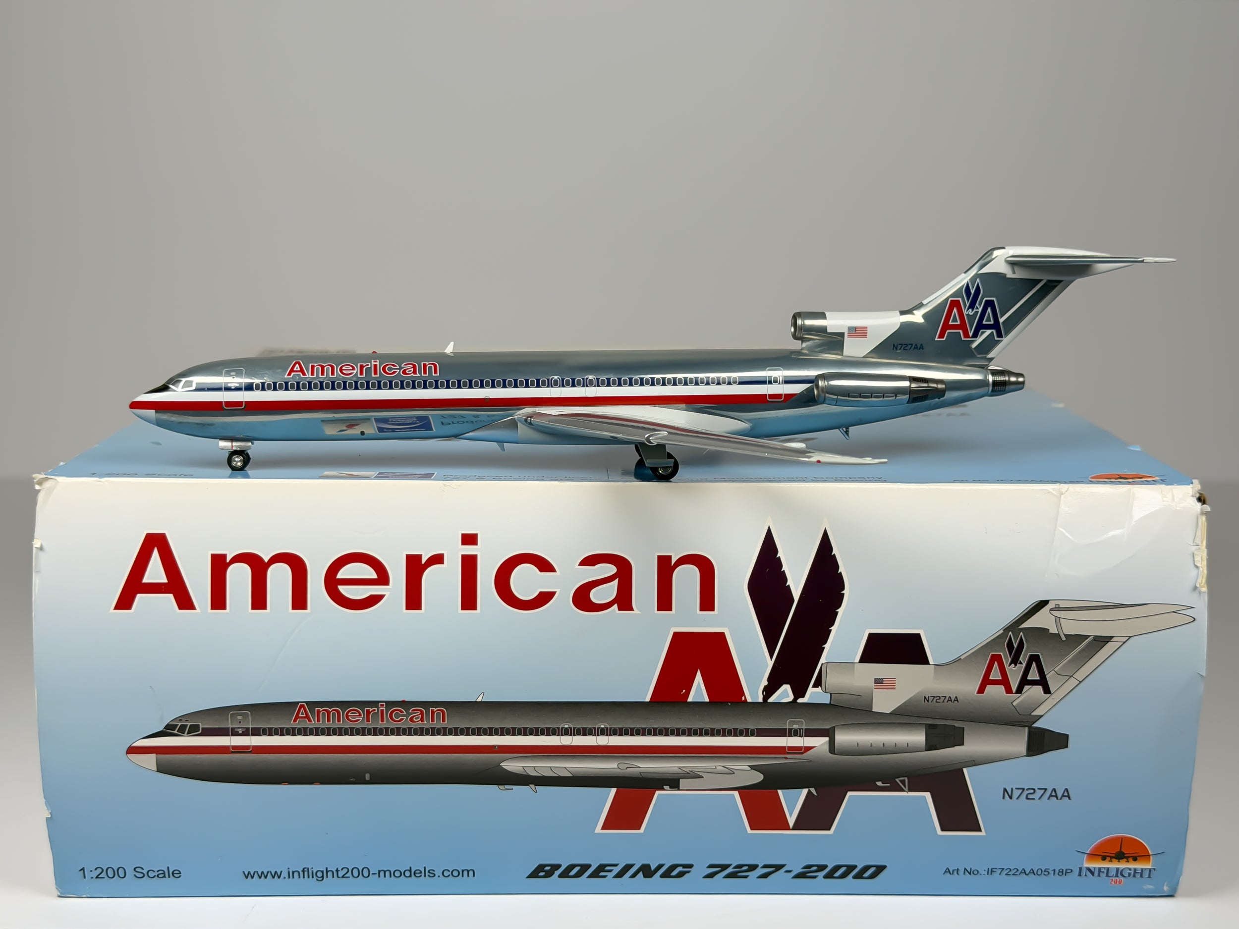 American Airlines Boeing 727-200 1:200 Inflight200 N727AA (IF722AA0518P)