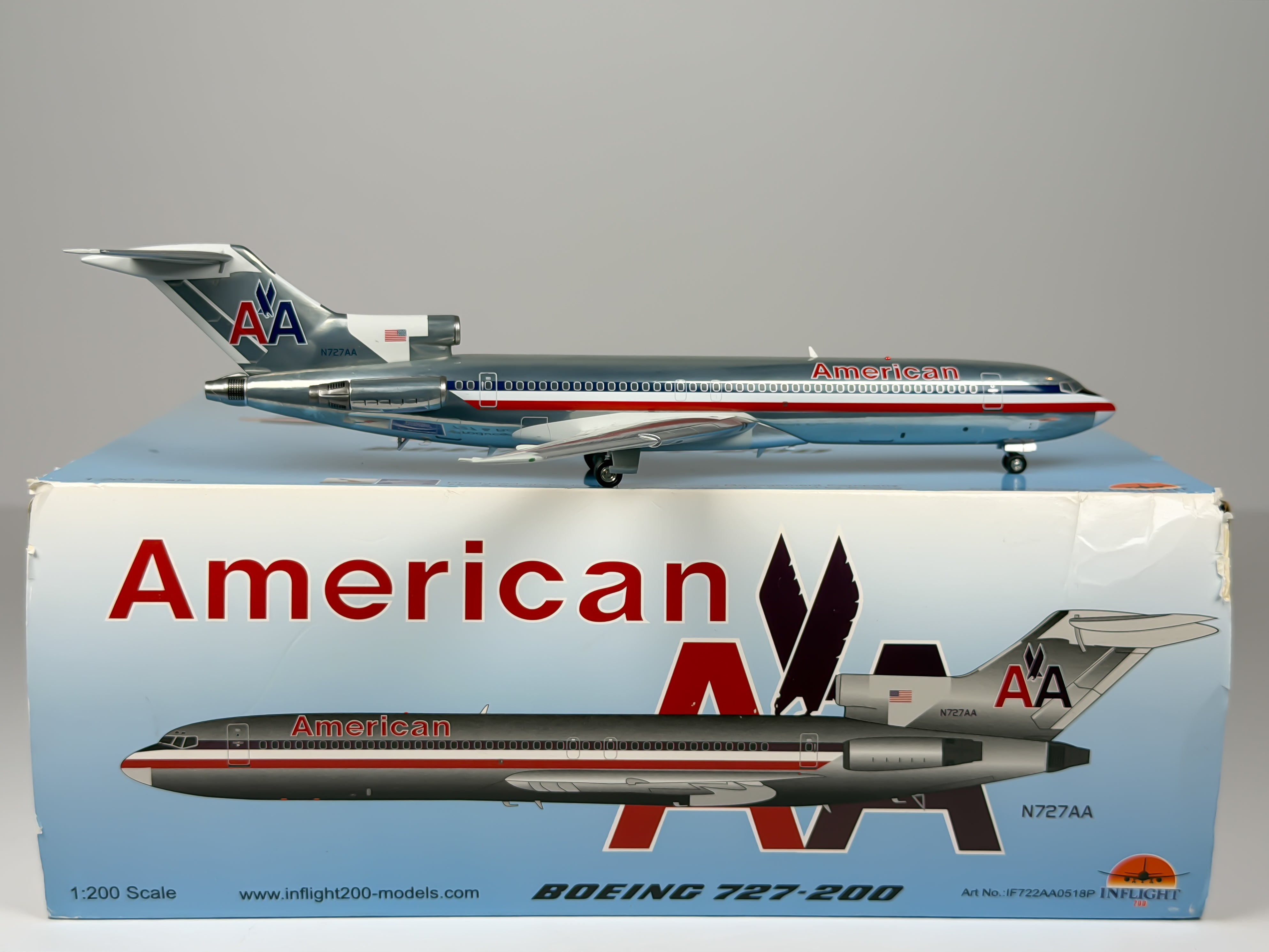 American Airlines Boeing 727-200 1:200 Inflight200 N727AA (IF722AA0518P)