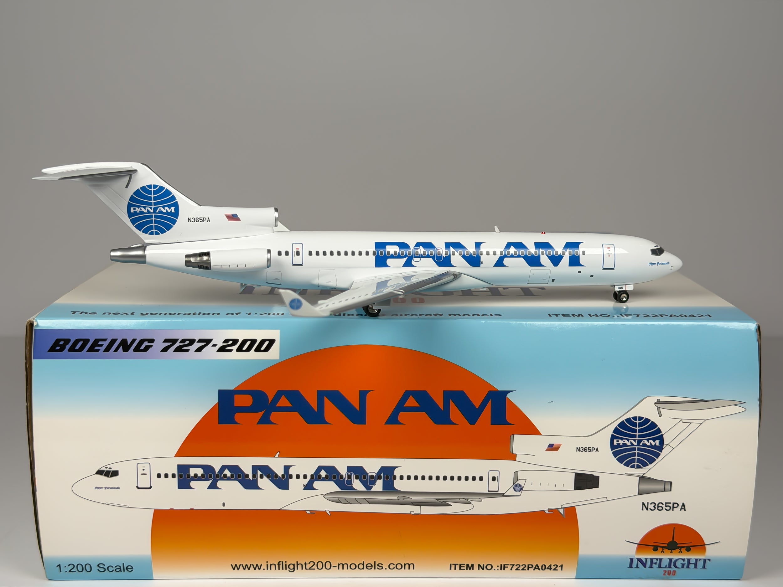 Pan American Boeing 727-200 1:200 Inflight200 N365PA (IF722PA0421)