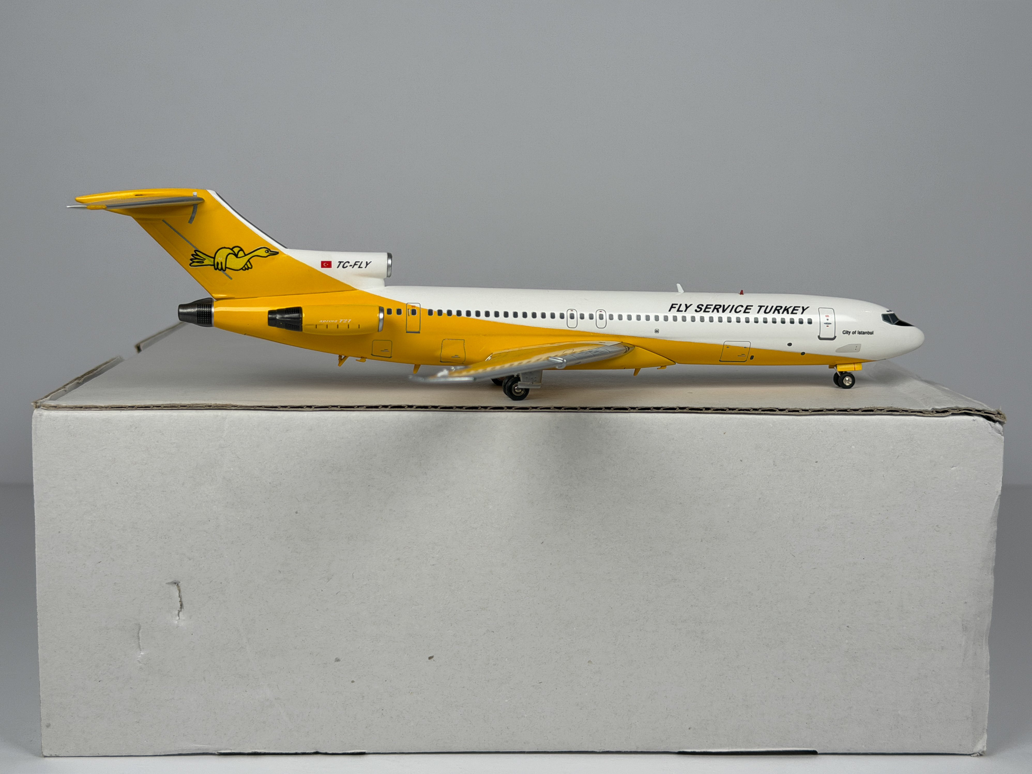 Fly Service Turkey Boeing 727-200 1:200 Inflight200 TC-FLY (IF722TCFLYS)