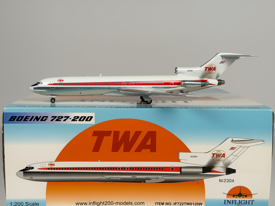Trans World Airlines (TWA) Boeing 727-200 1:200 Inflight200 N12304 (IF722TW0120W)